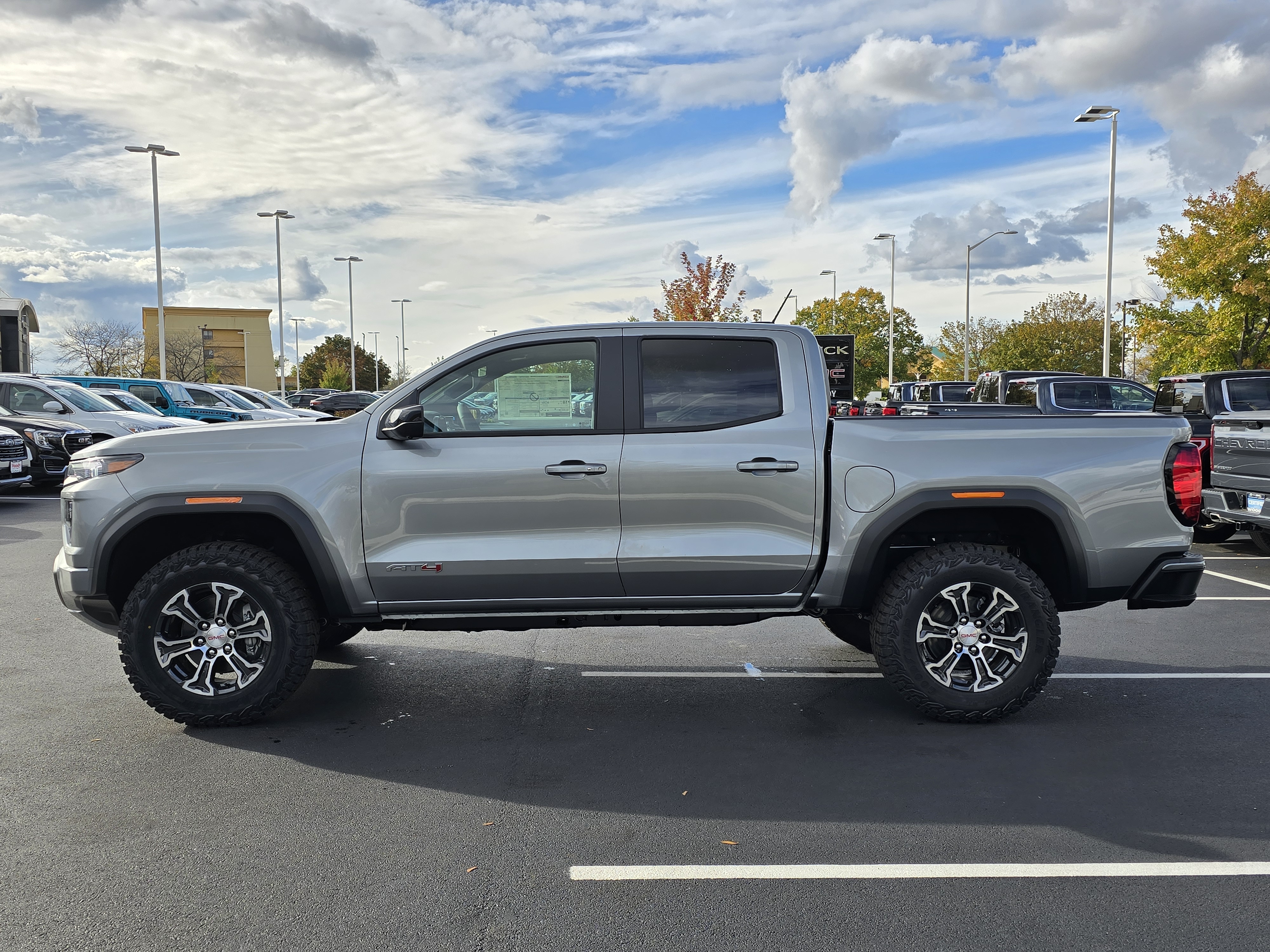 2024 GMC Canyon AT4 5