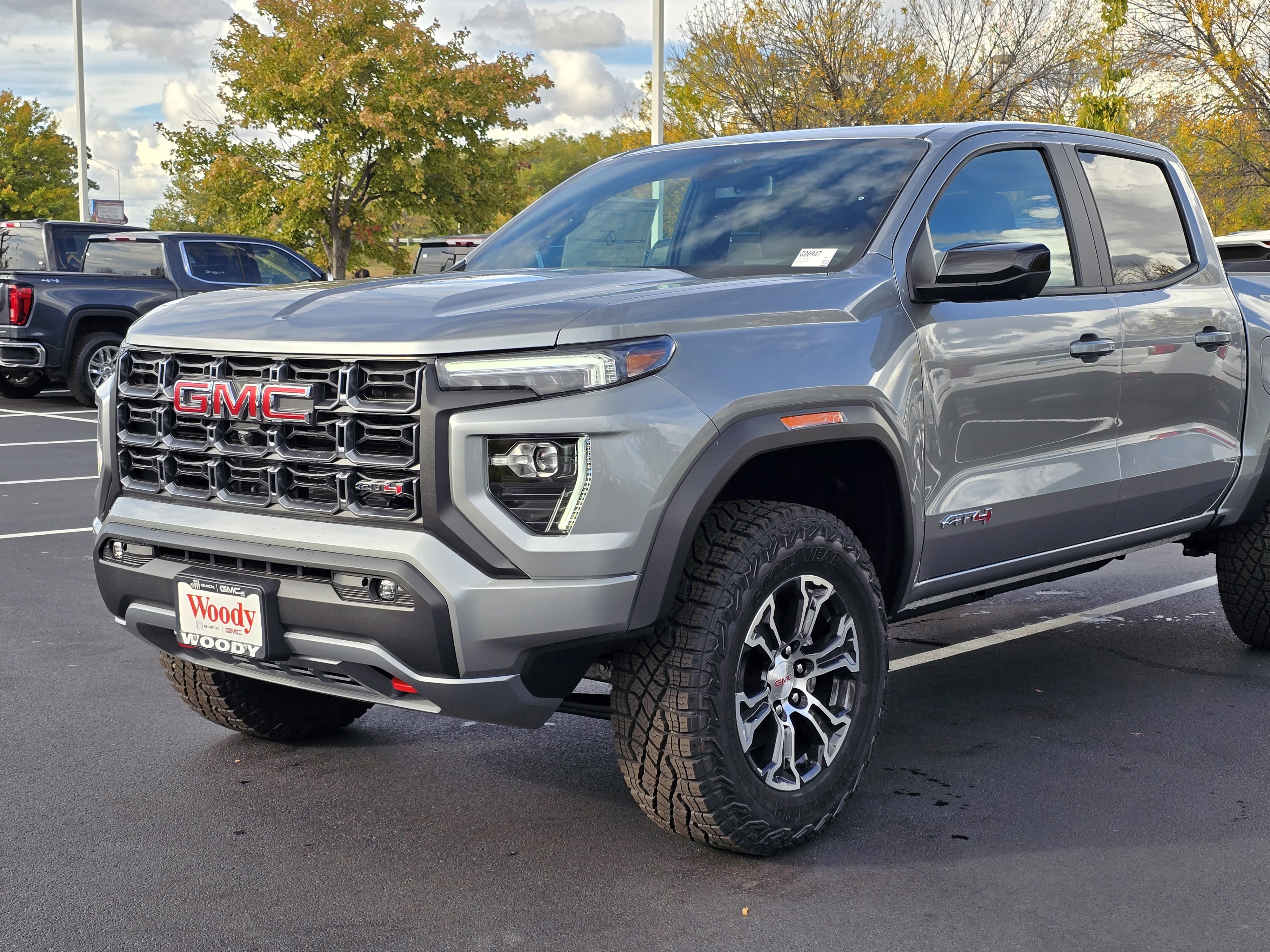 2024 GMC Canyon AT4 10