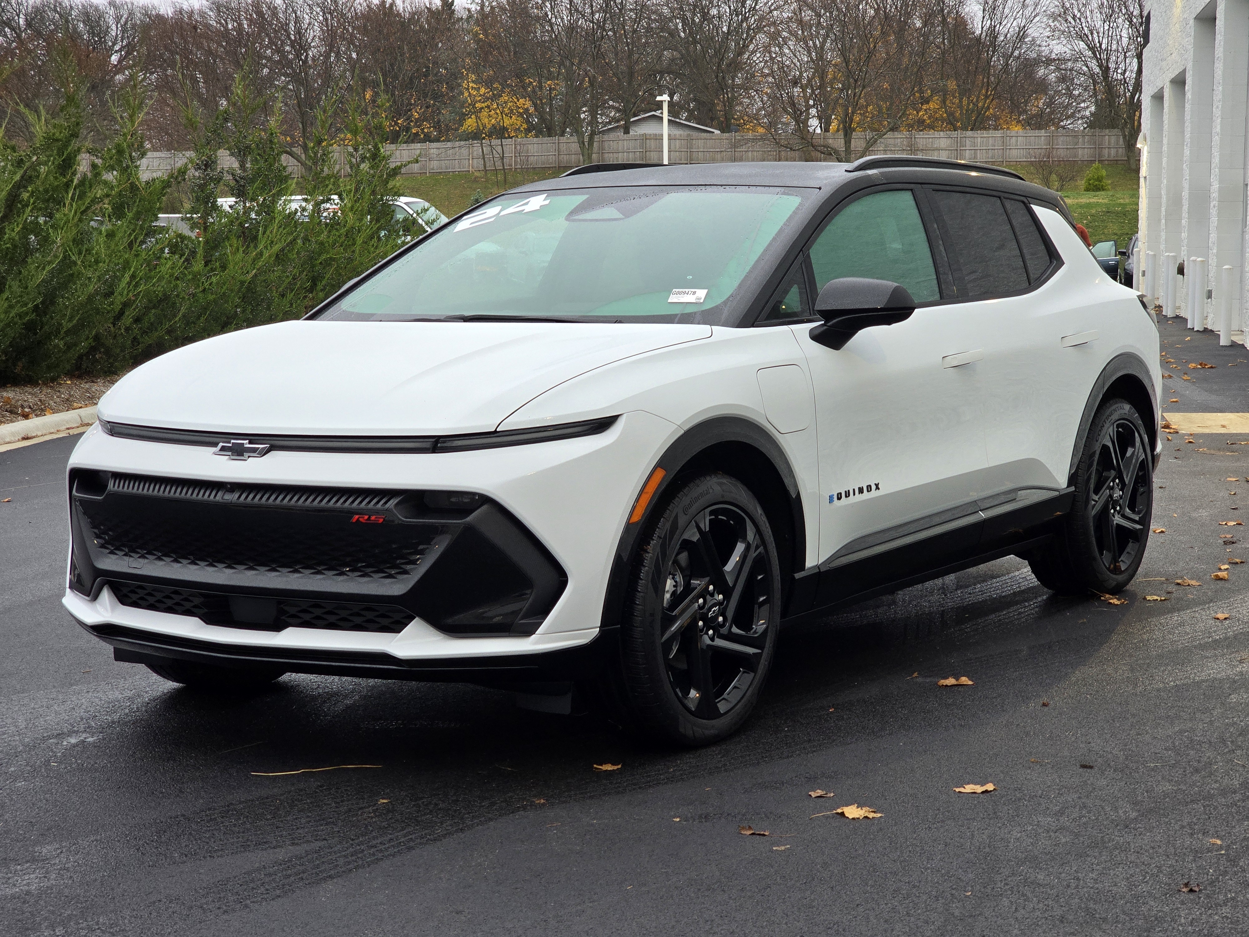 2024 Chevrolet Equinox EV RS 11