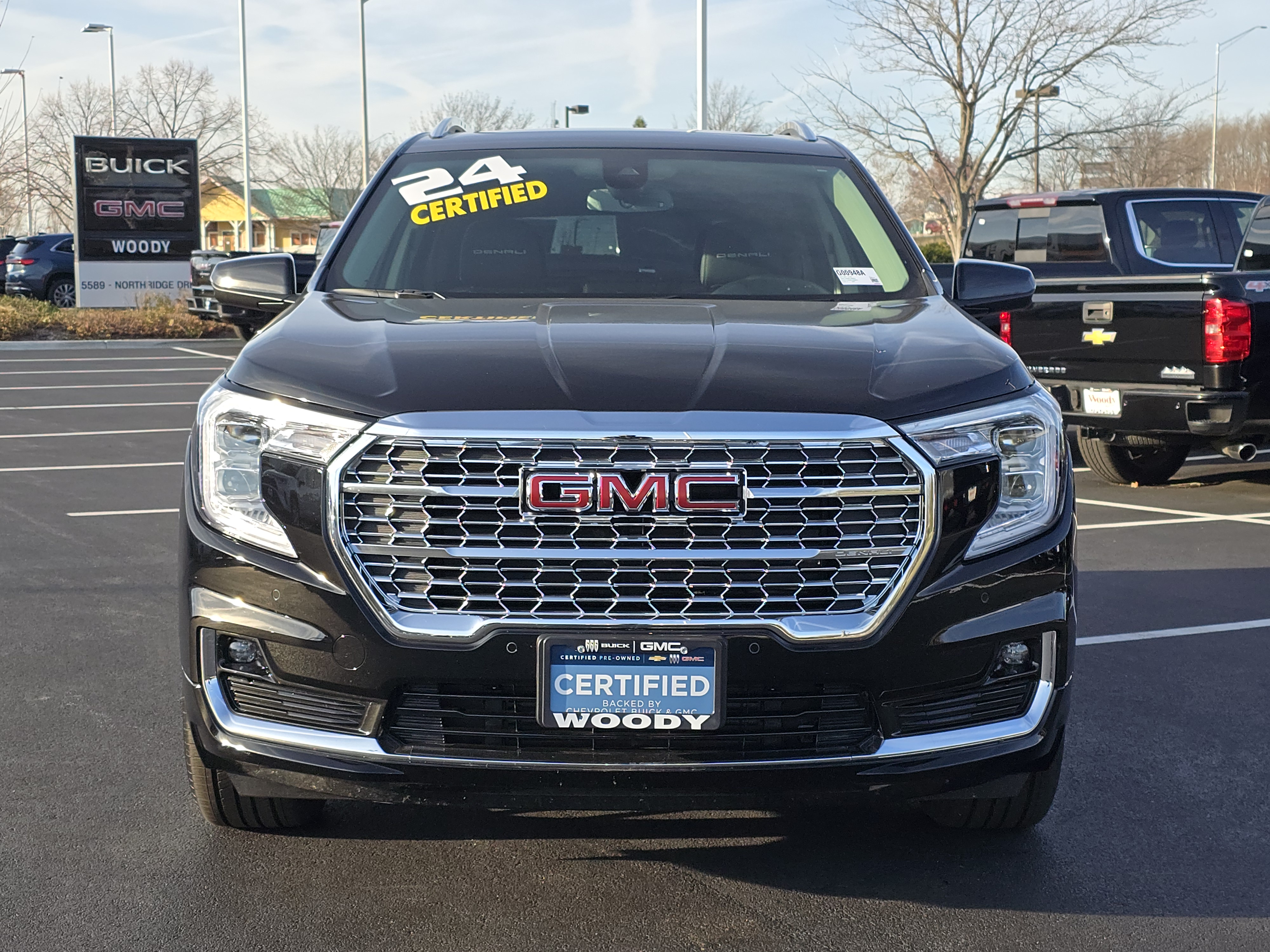 2024 GMC Terrain Denali 3