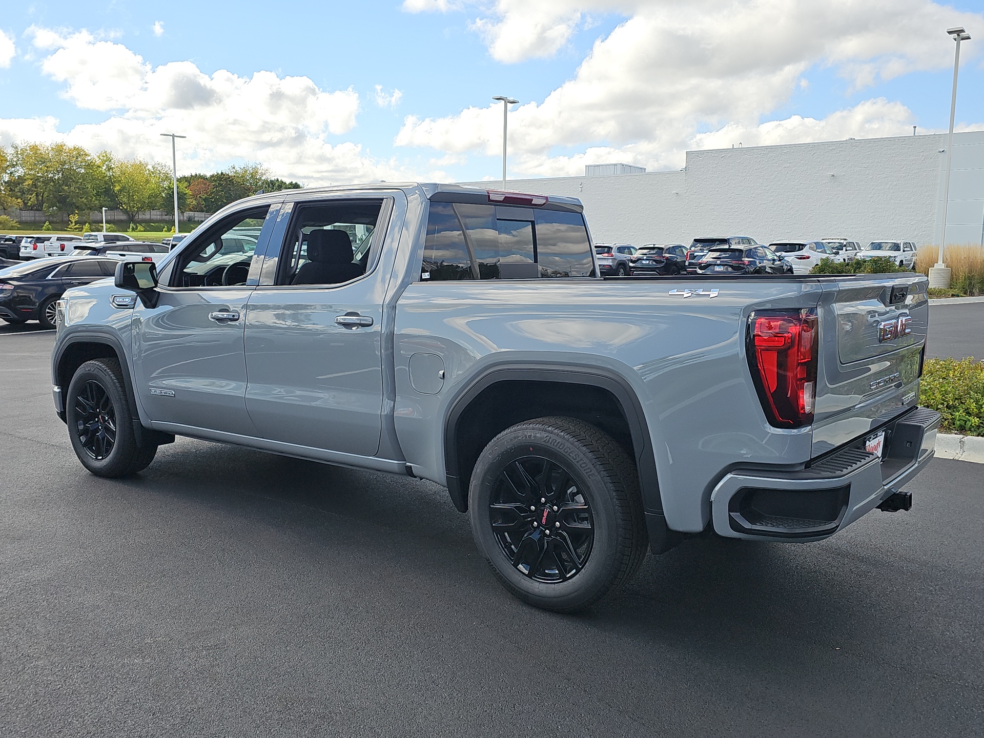 2024 GMC Sierra 1500 Elevation 6