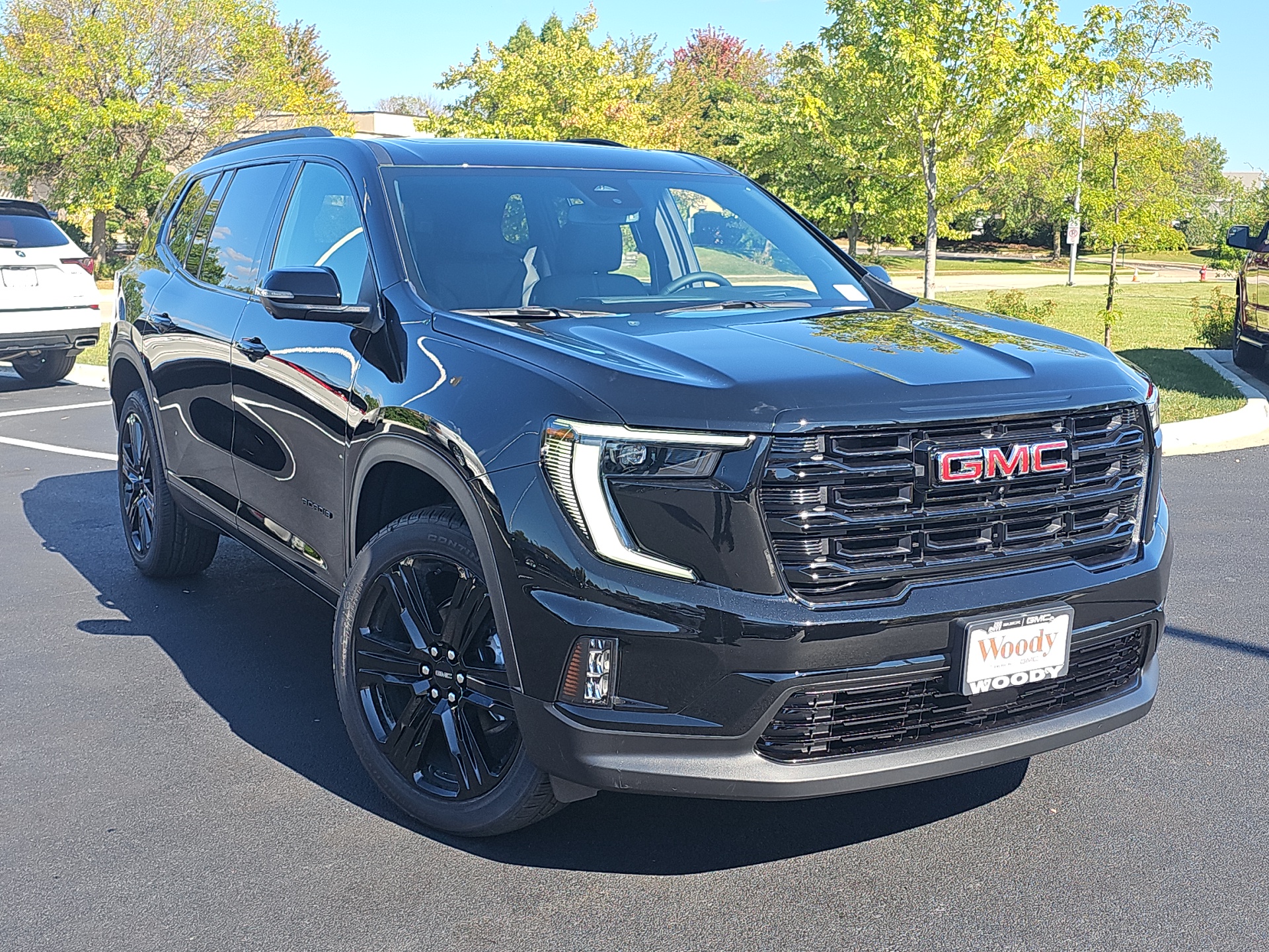 2024 GMC Acadia Elevation 2