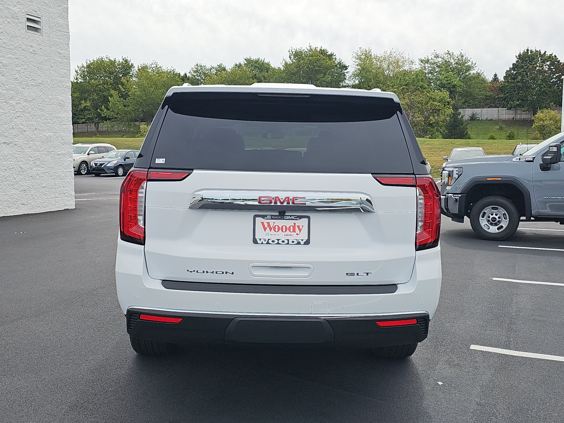 2024 GMC Yukon XL SLT 7