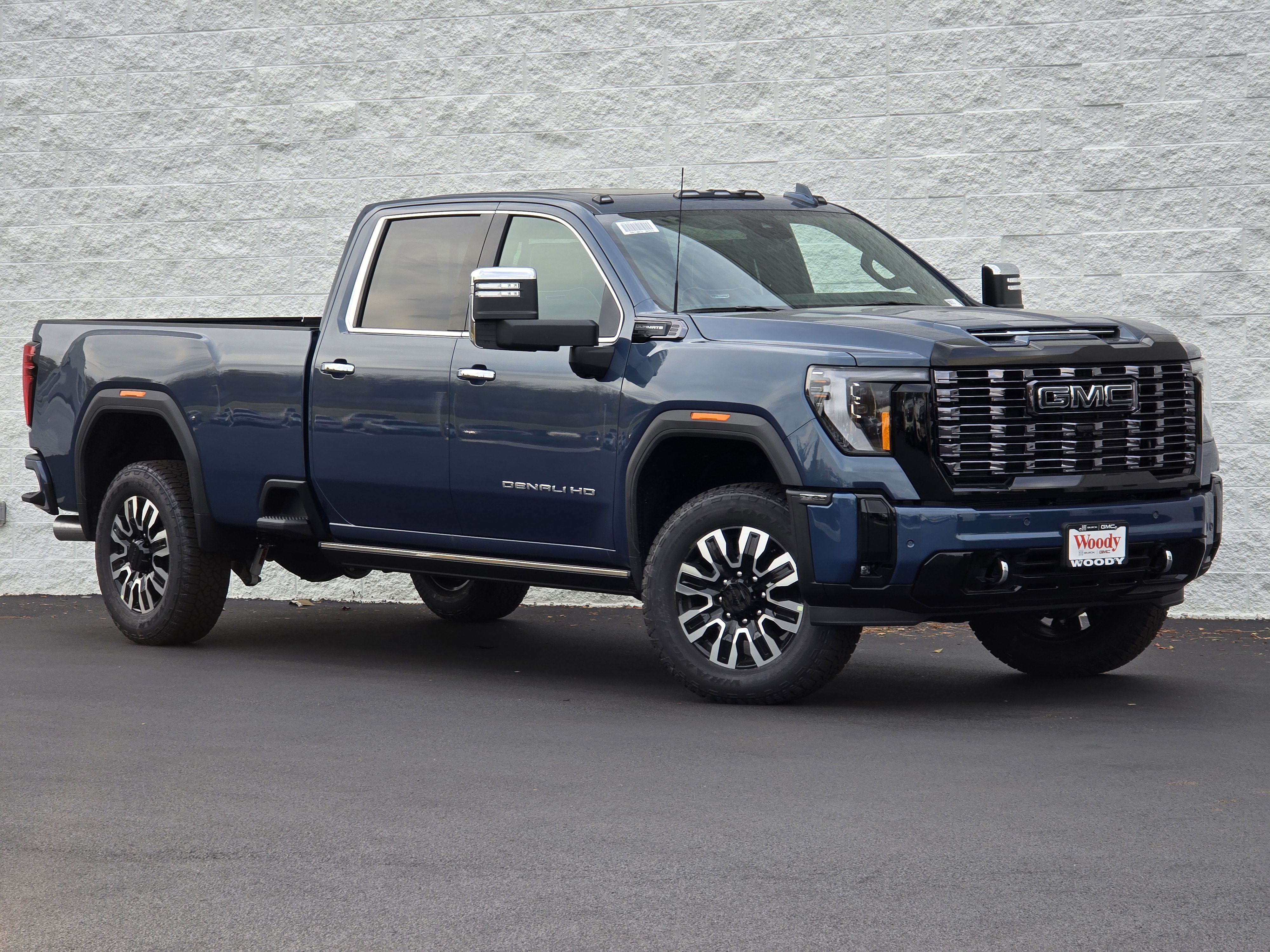 2025 GMC Sierra 2500HD Denali Ultimate 2