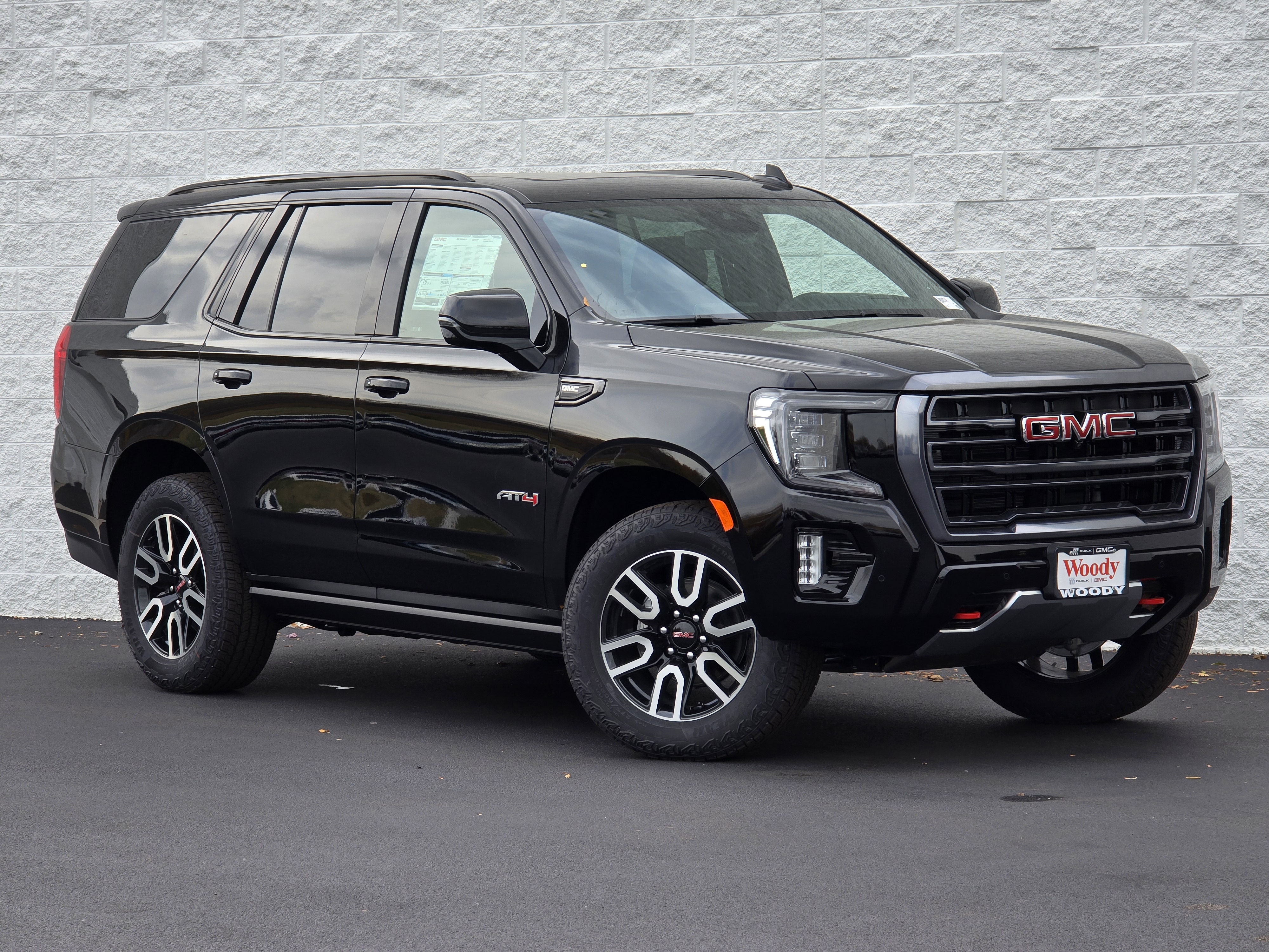 2024 GMC Yukon AT4 2