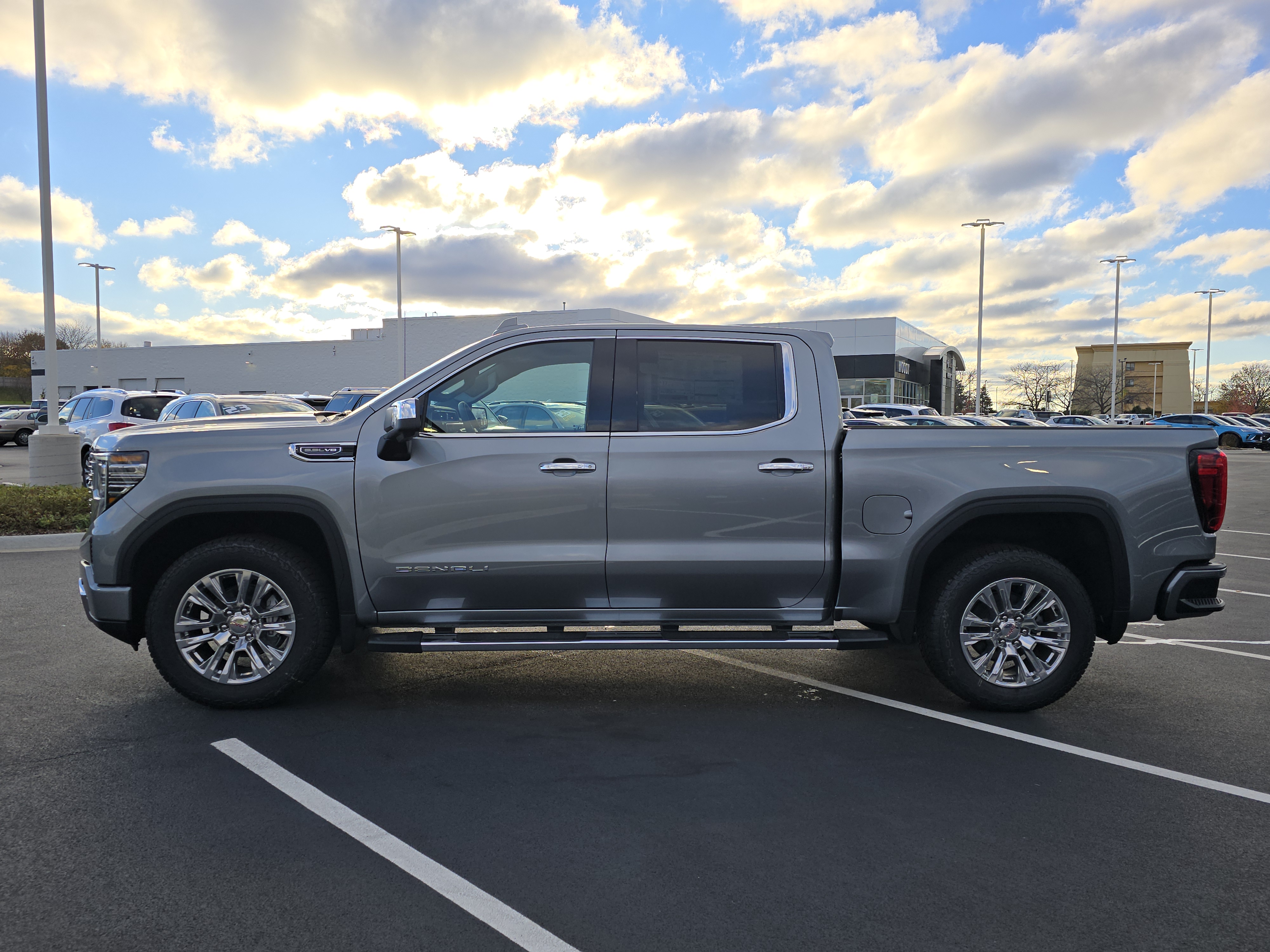 2025 GMC Sierra 1500 Denali 5