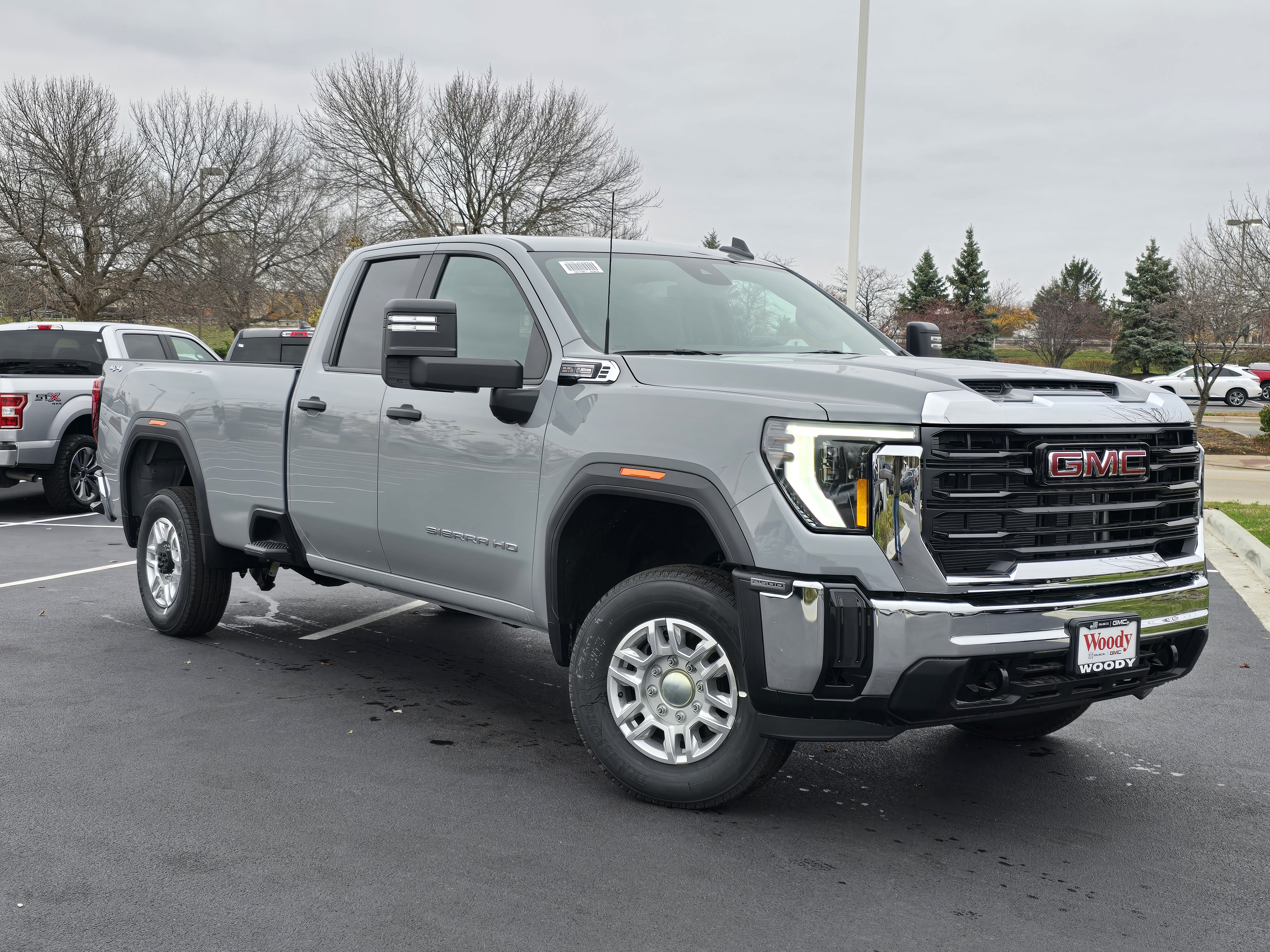 2025 GMC Sierra 2500HD Pro 2