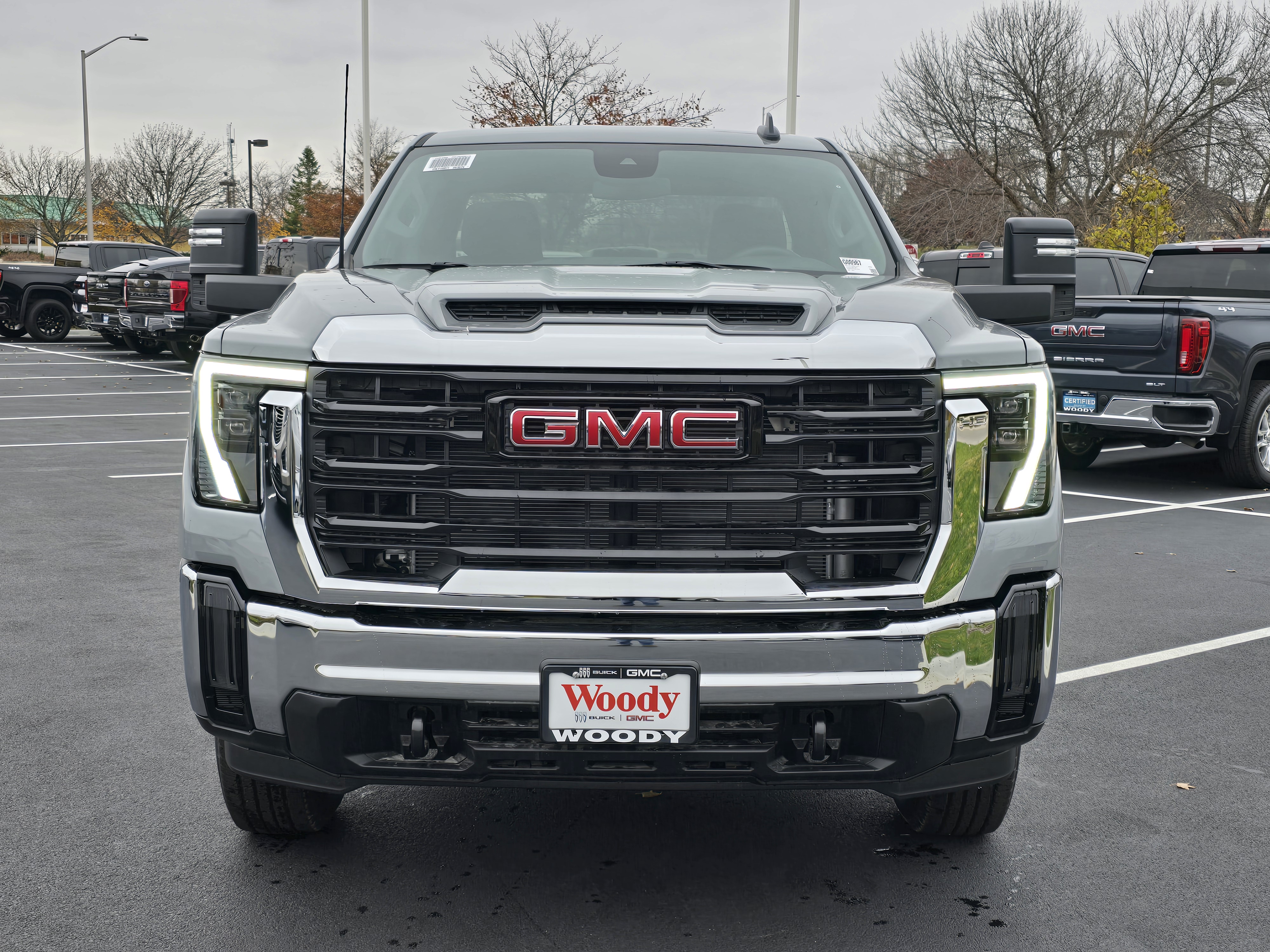 2025 GMC Sierra 2500HD Pro 3