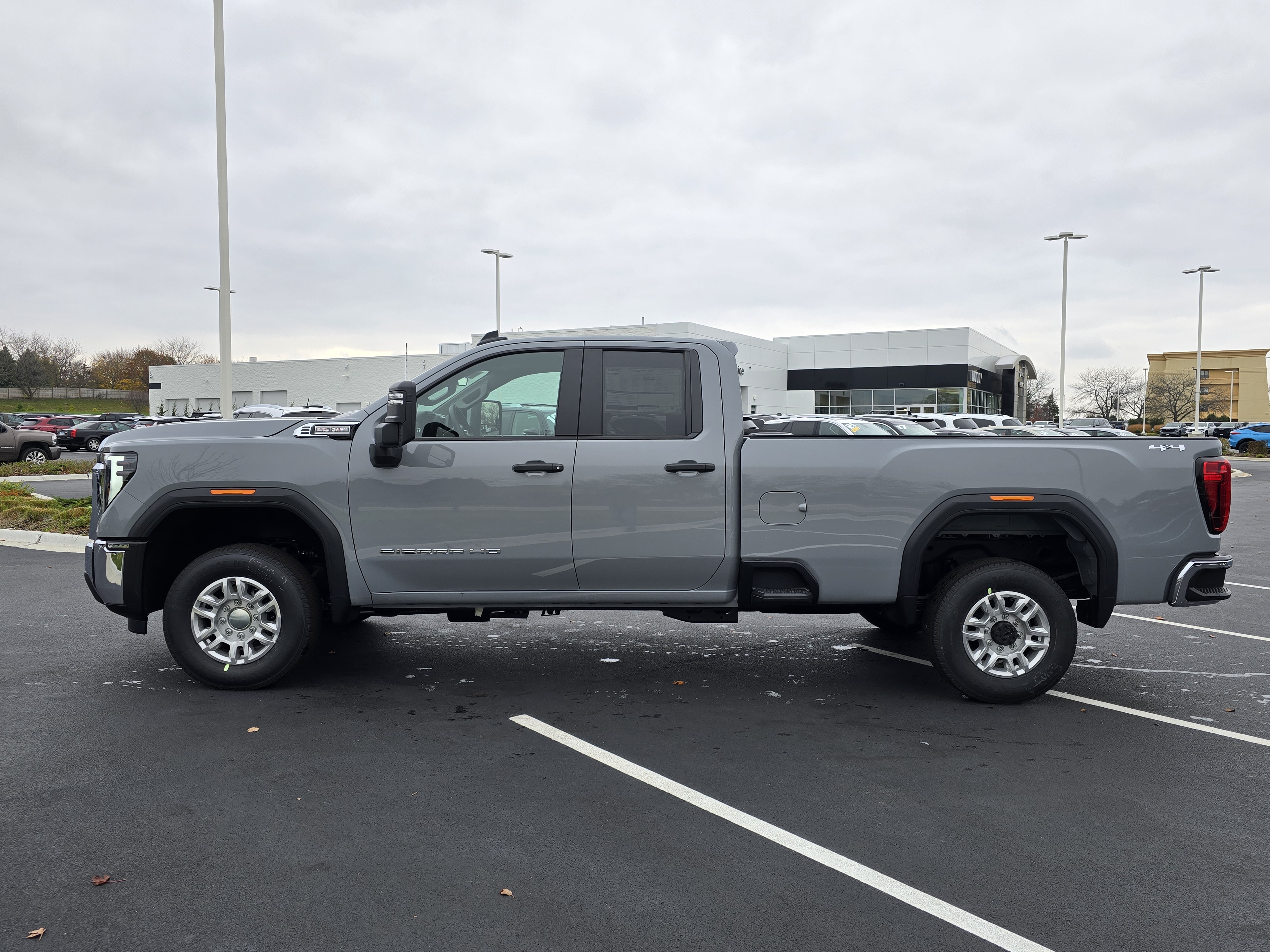 2025 GMC Sierra 2500HD Pro 5