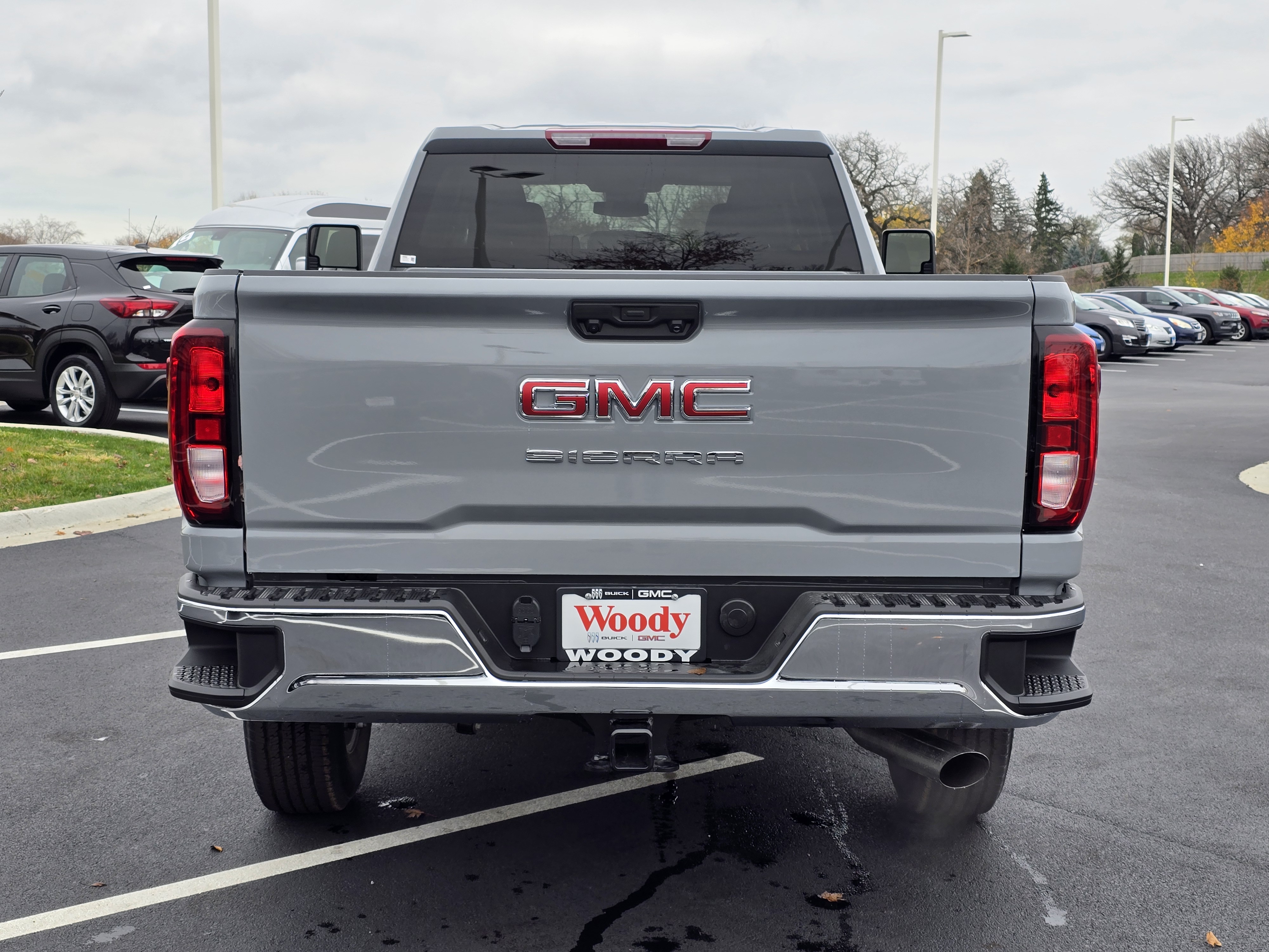 2025 GMC Sierra 2500HD Pro 7