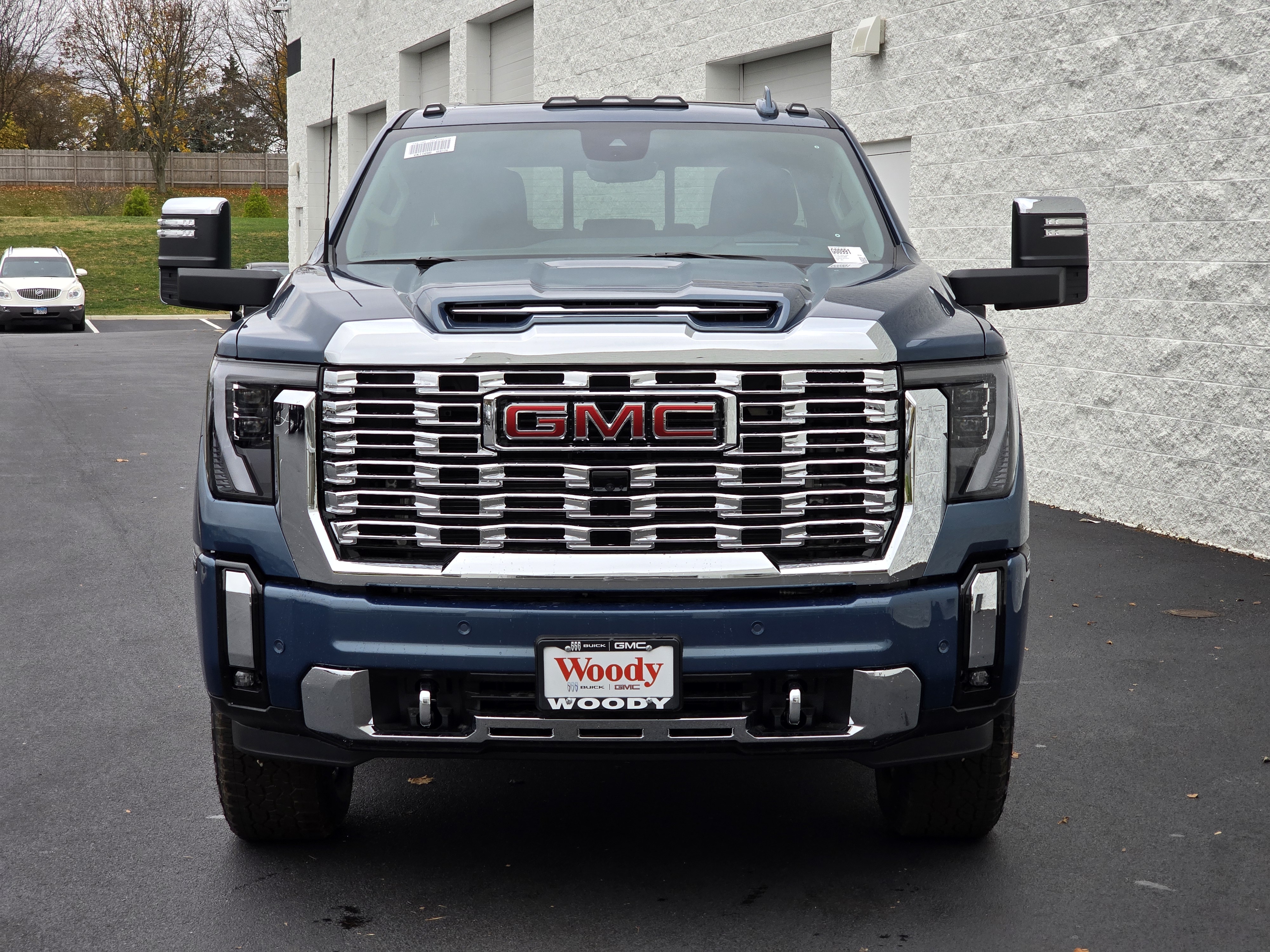 2025 GMC Sierra 2500HD Denali 11