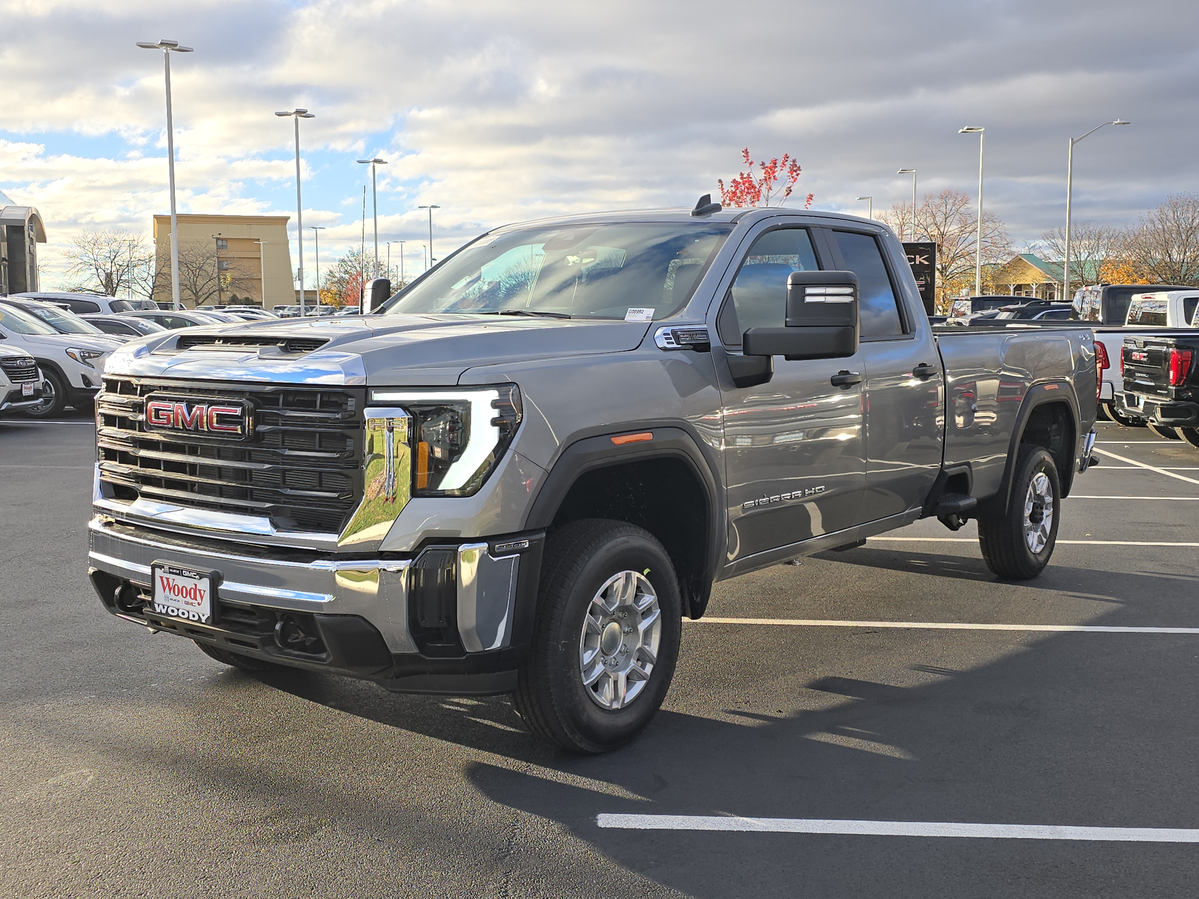 2025 GMC Sierra 2500HD Pro 4