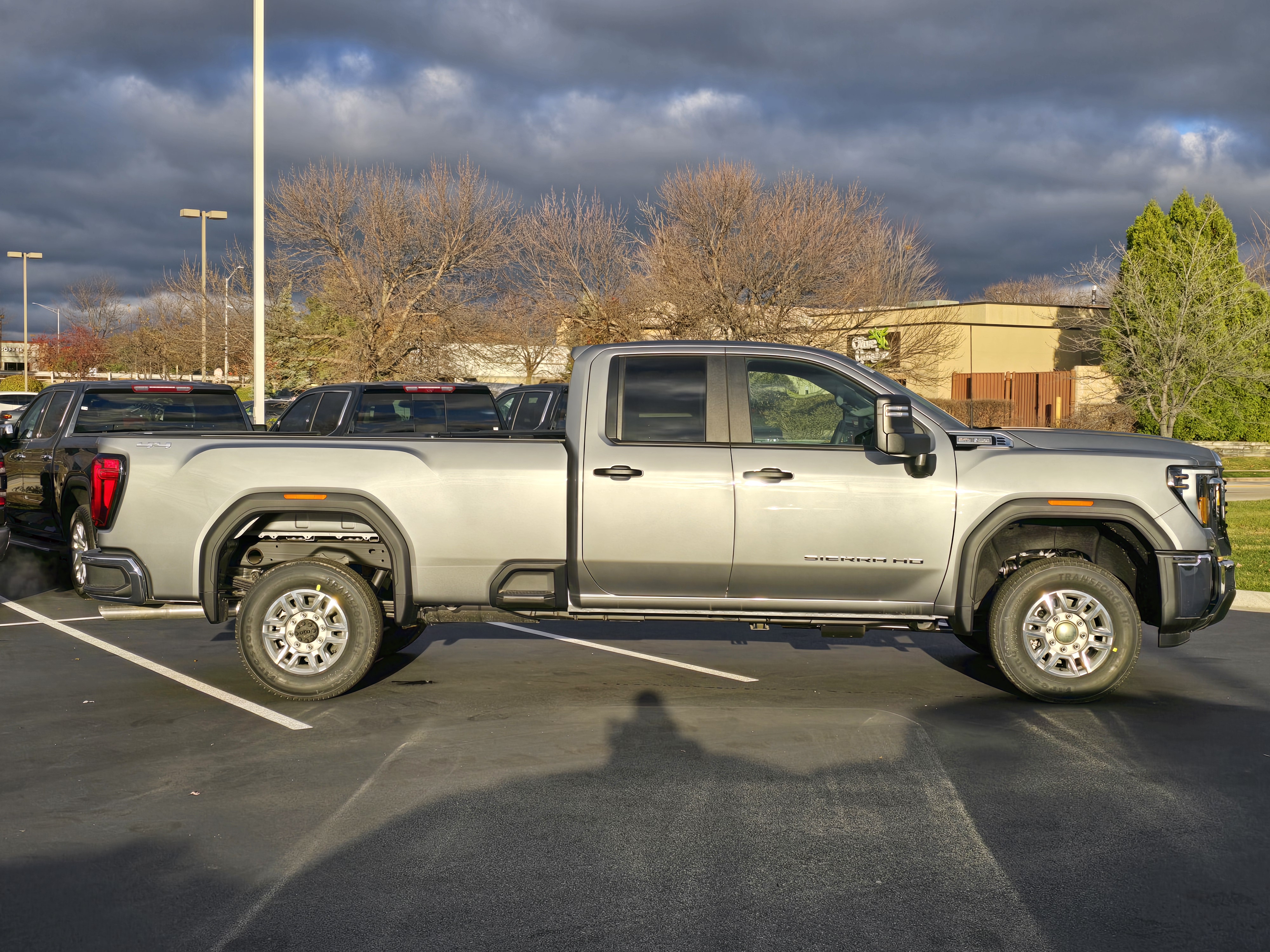 2025 GMC Sierra 2500HD Pro 8