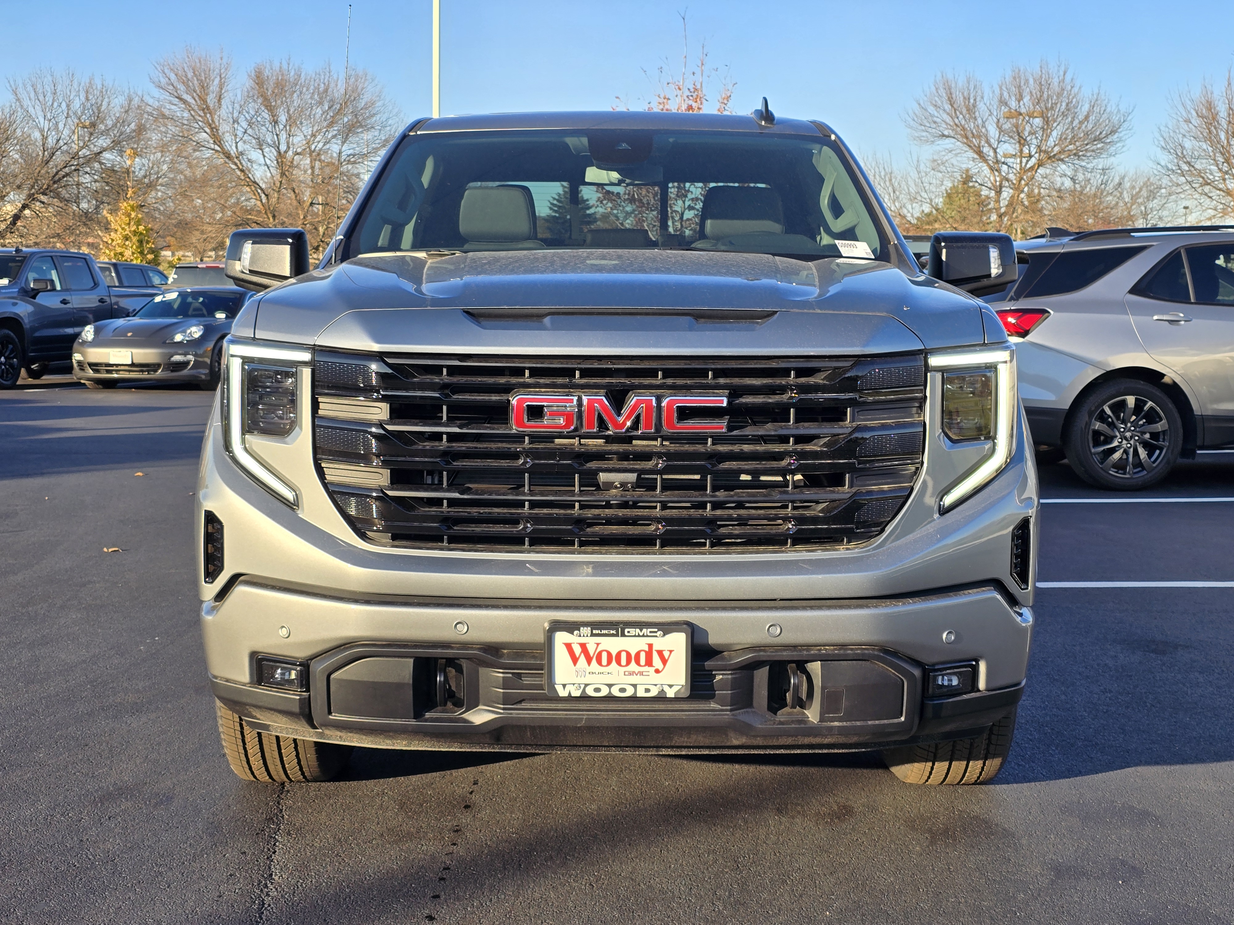 2025 GMC Sierra 1500 Elevation 3