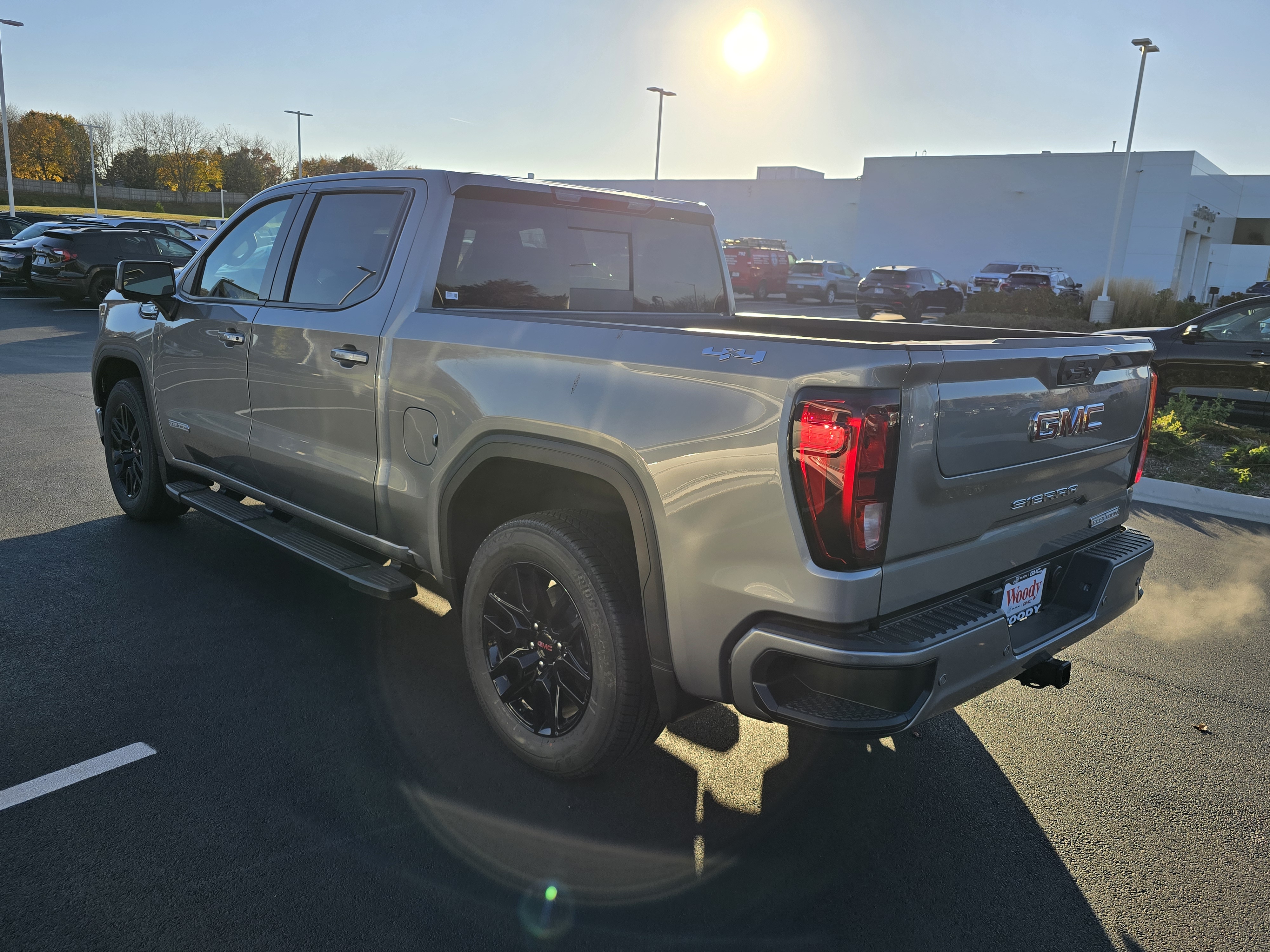 2025 GMC Sierra 1500 Elevation 6