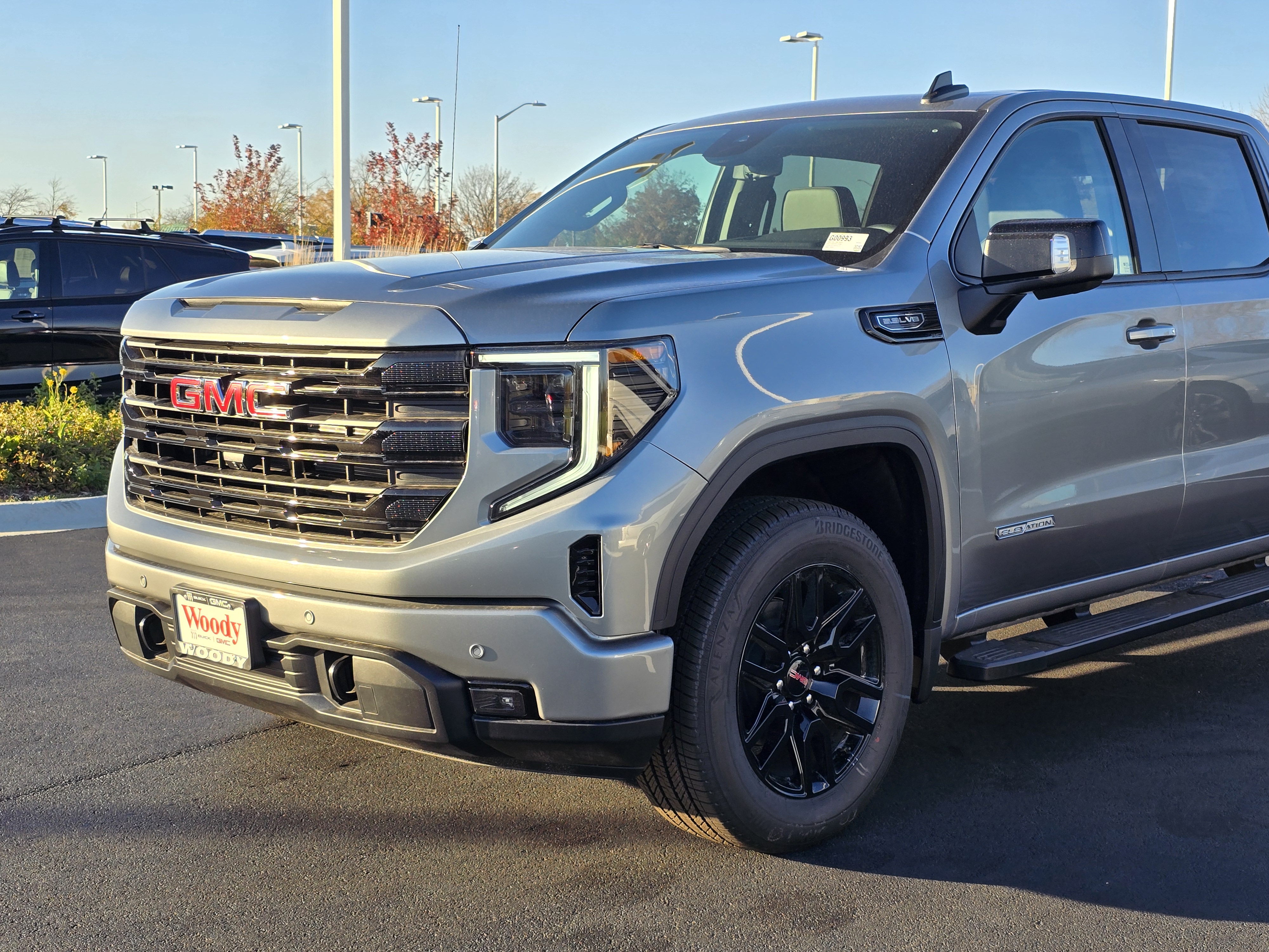 2025 GMC Sierra 1500 Elevation 10