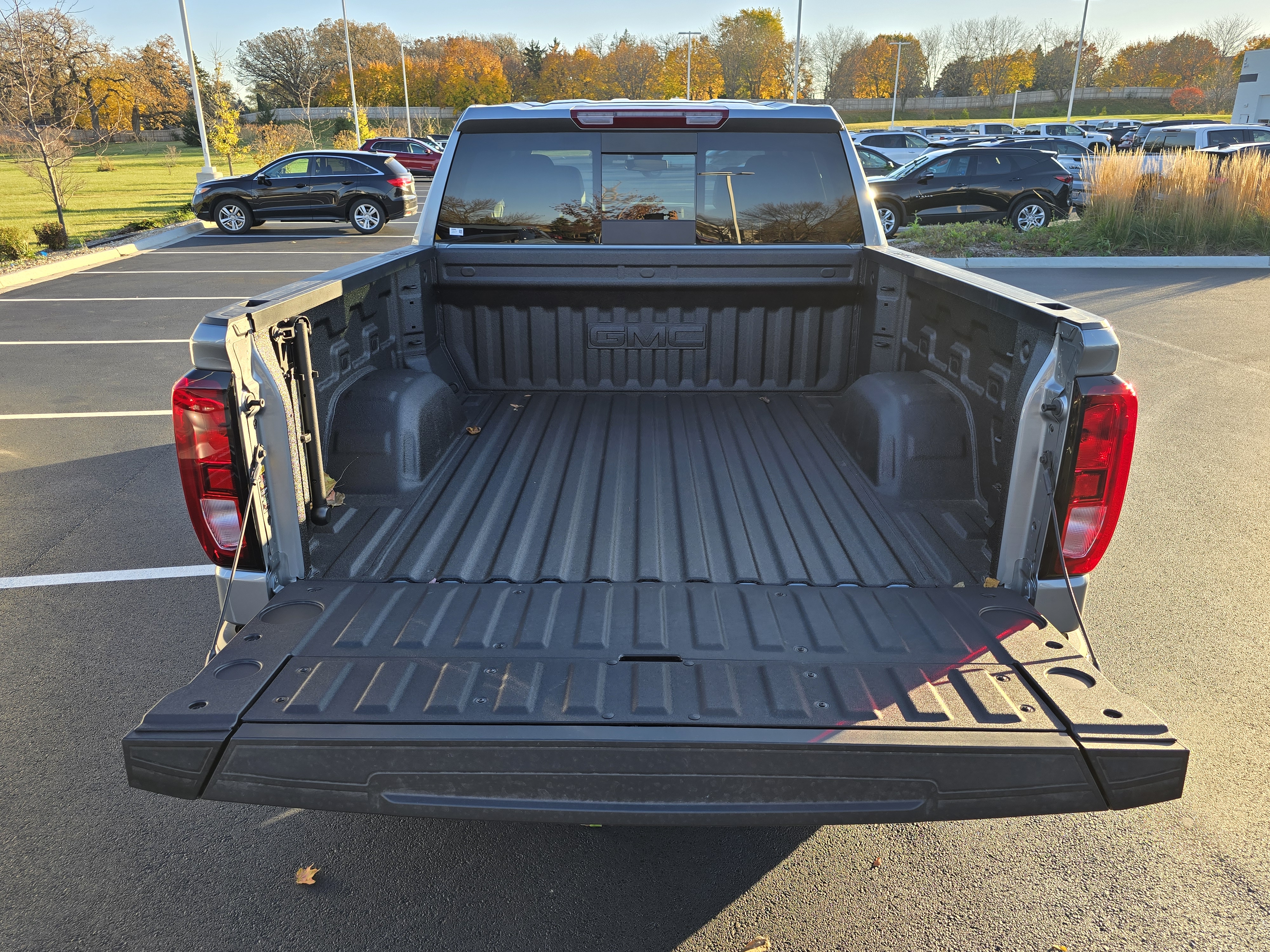 2025 GMC Sierra 1500 Elevation 28