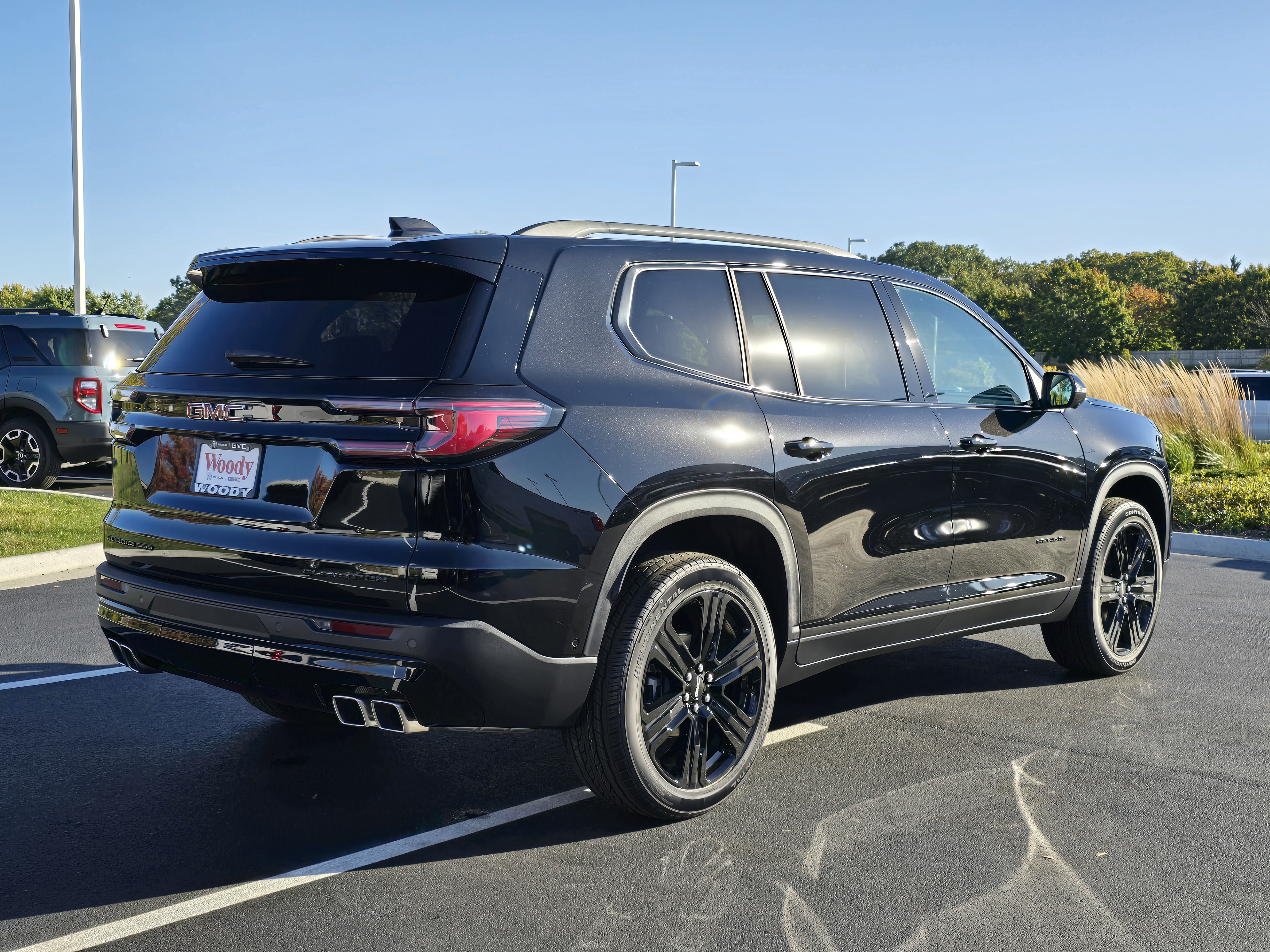 2024 GMC Acadia Elevation 8