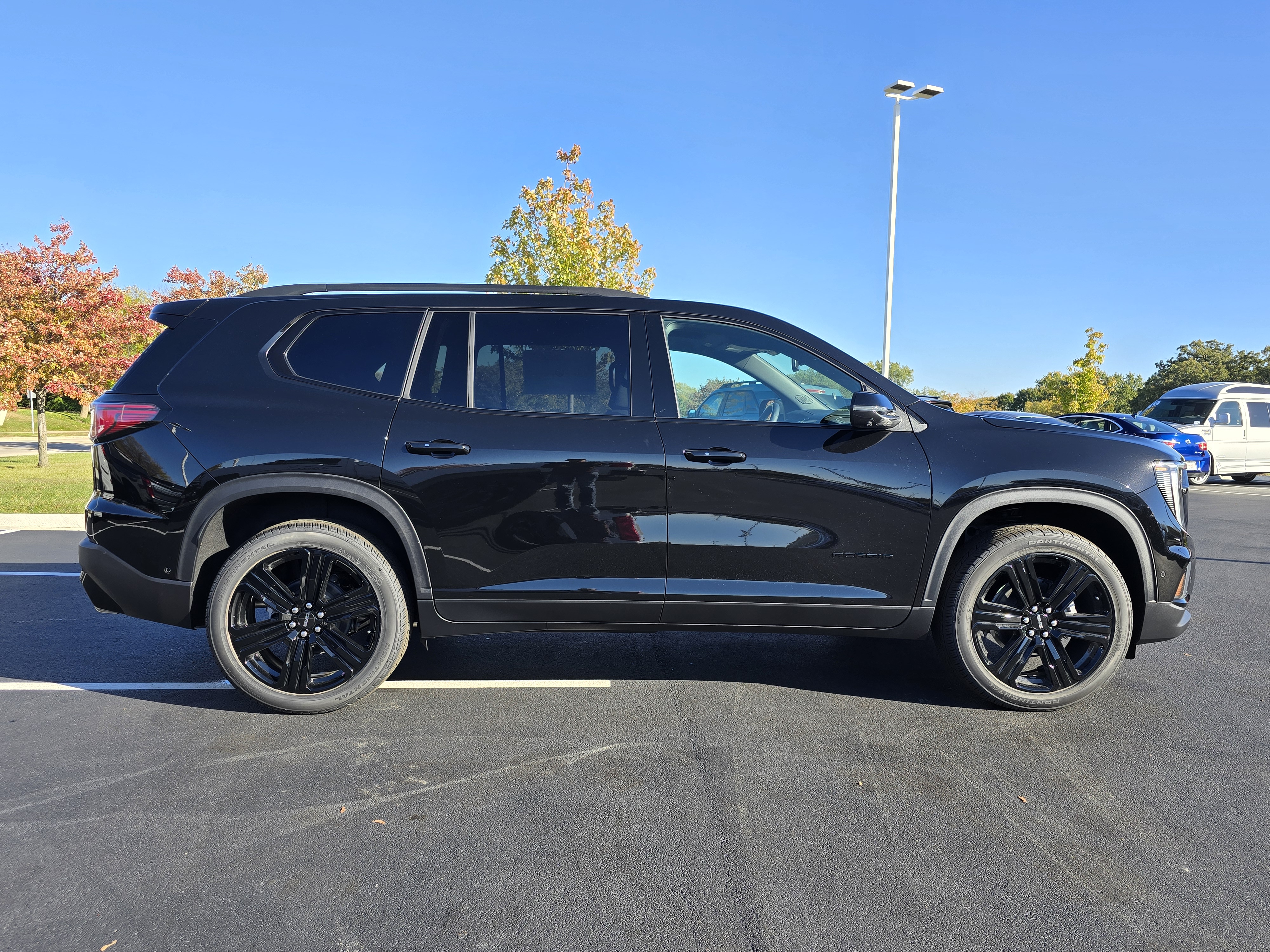 2024 GMC Acadia Elevation 9