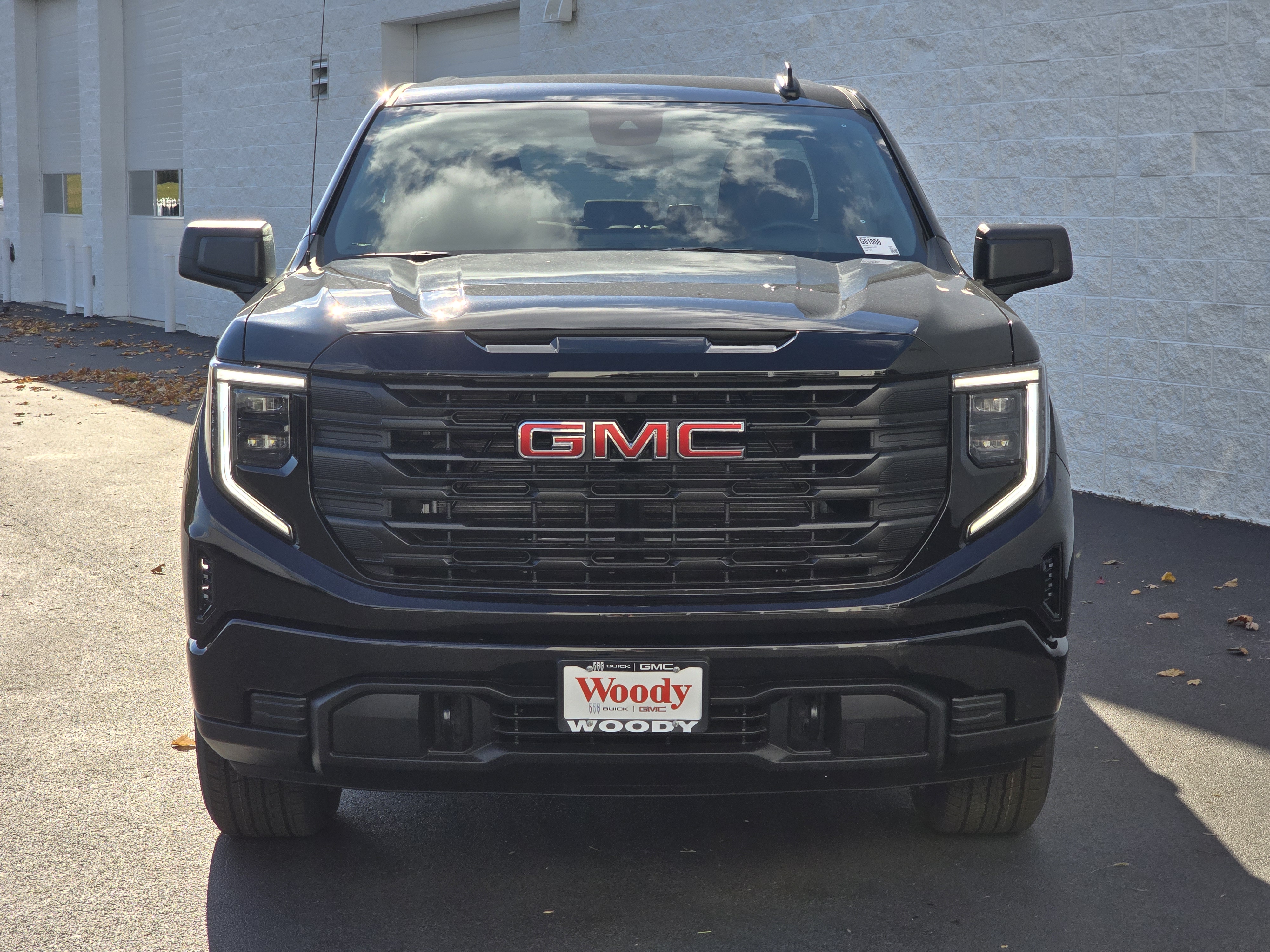 2025 GMC Sierra 1500 Pro 10