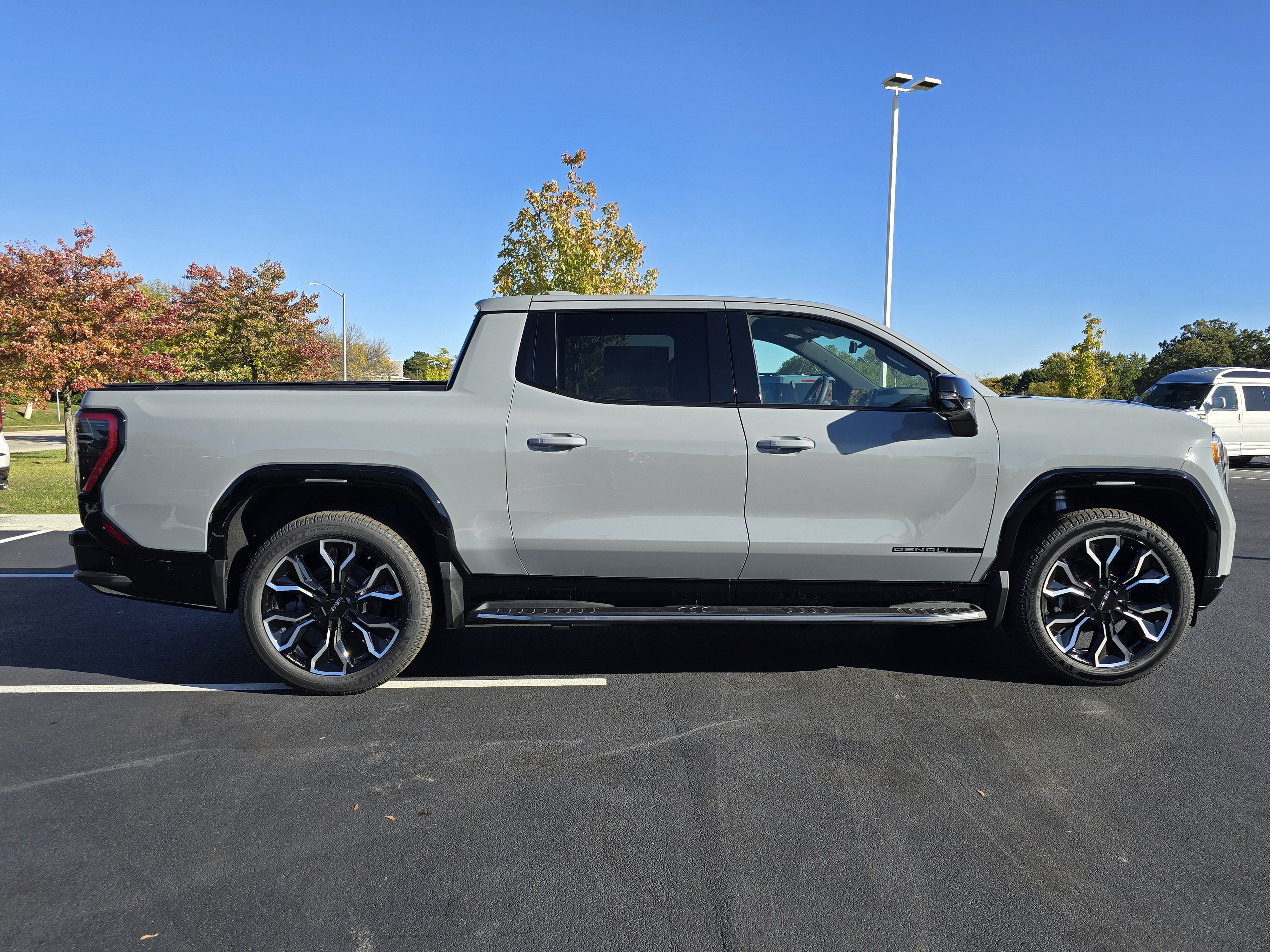 2024 GMC Sierra EV Denali Edition 1 8