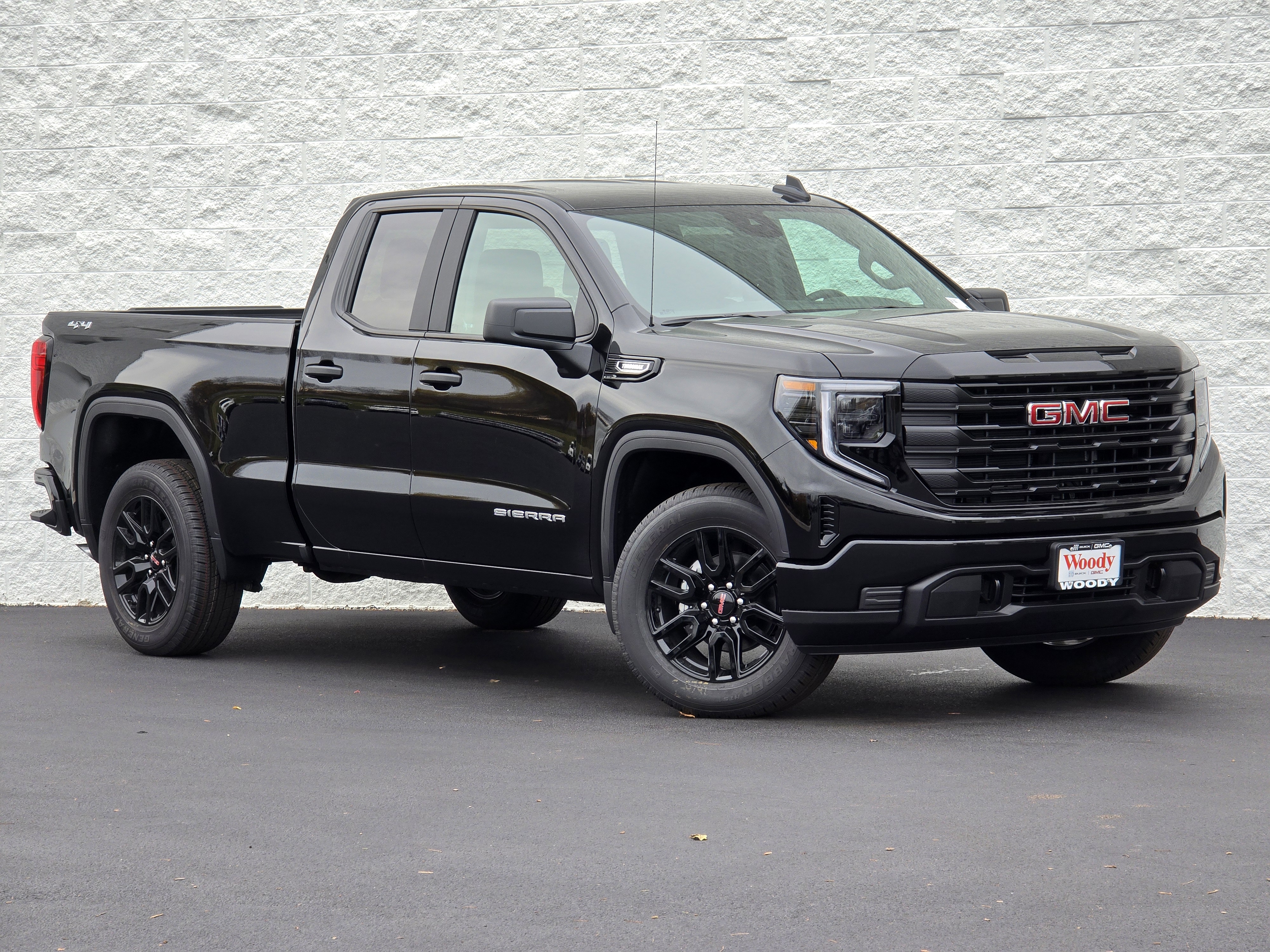 2025 GMC Sierra 1500 Pro 1