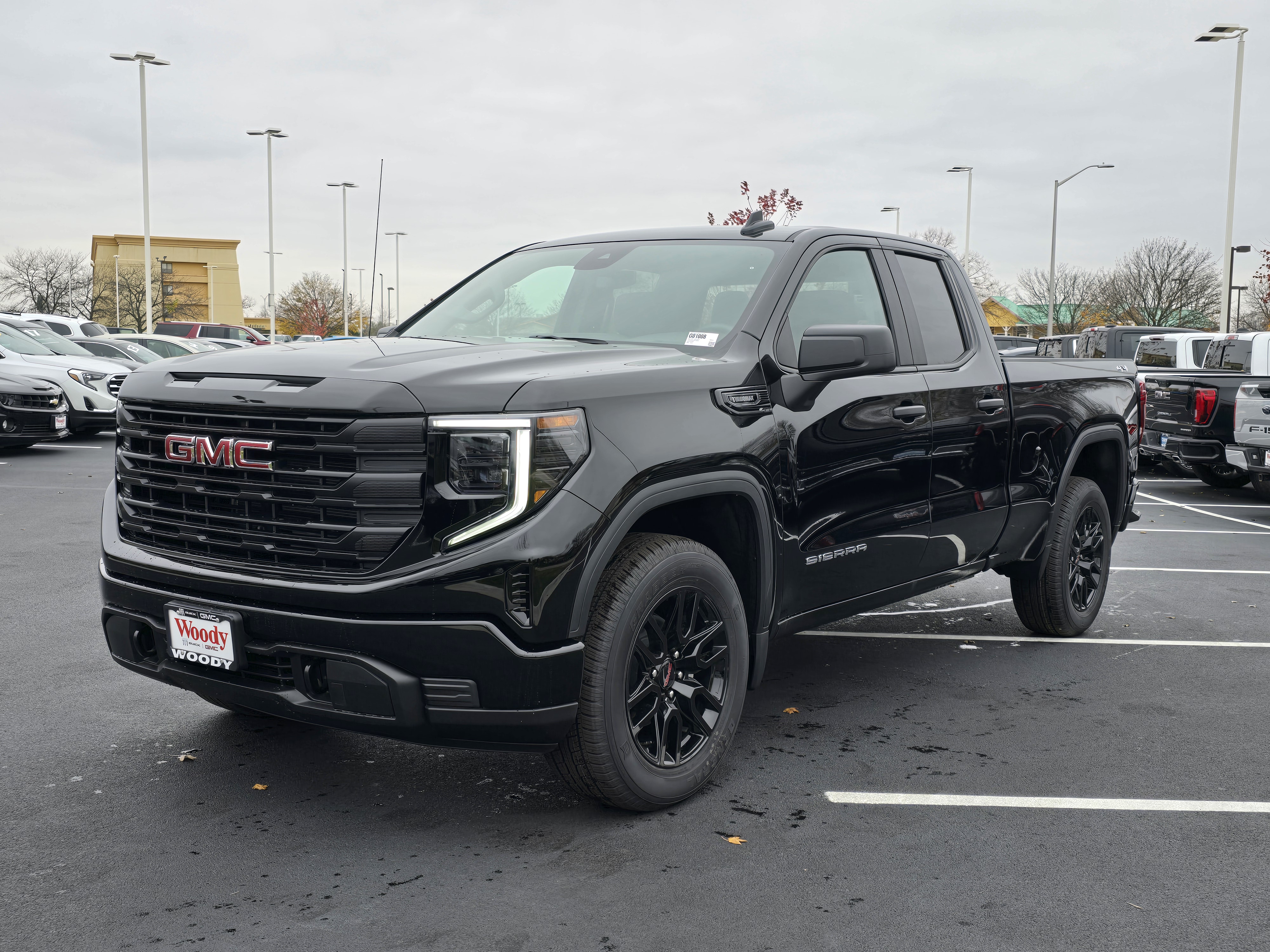 2025 GMC Sierra 1500 Pro 4