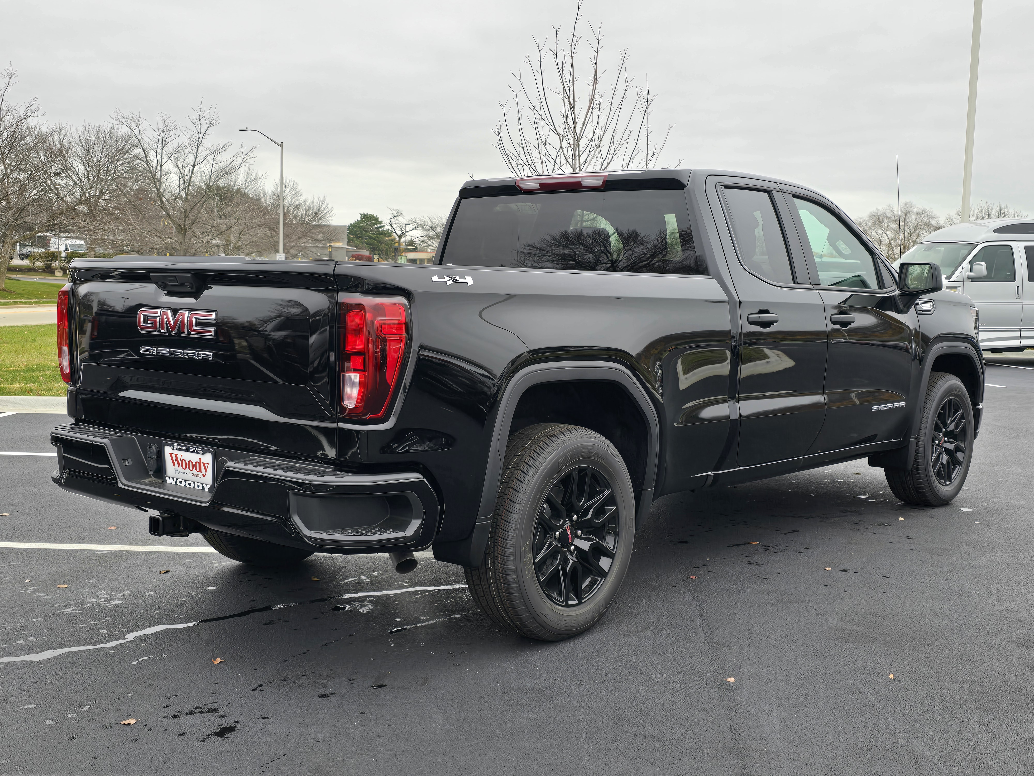 2025 GMC Sierra 1500 Pro 8