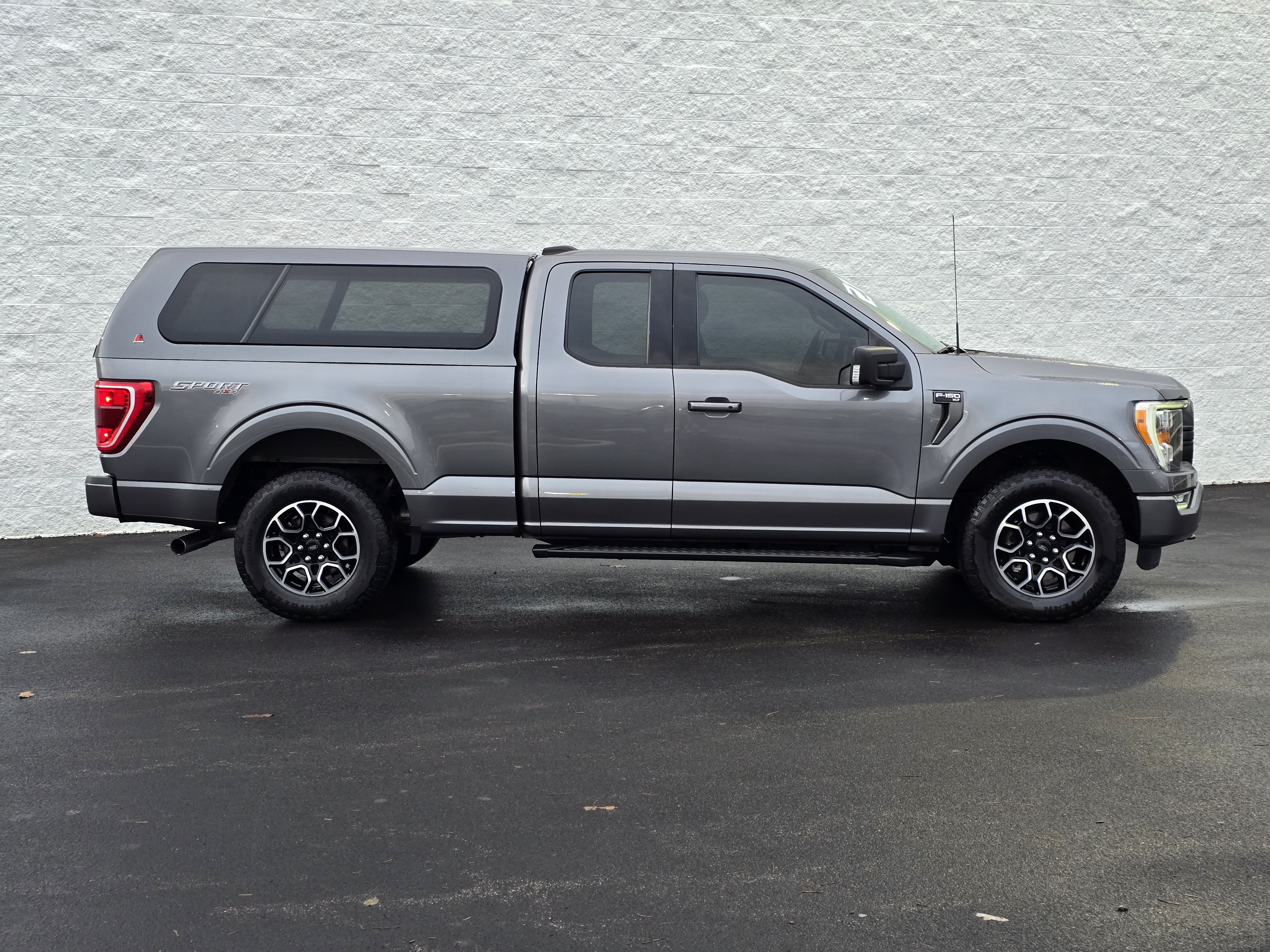 2021 Ford F-150 XLT 4