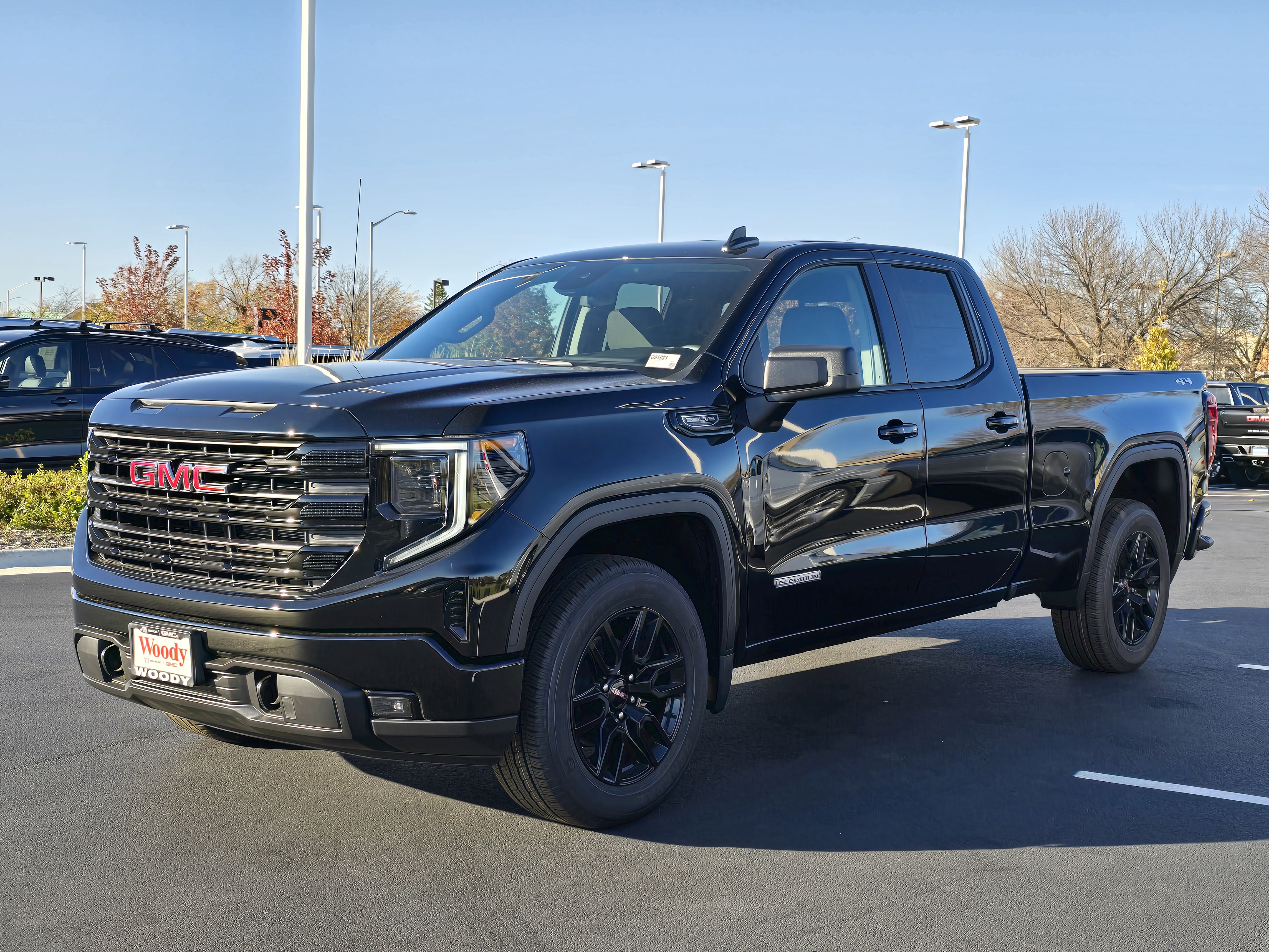 2025 GMC Sierra 1500 Elevation 4