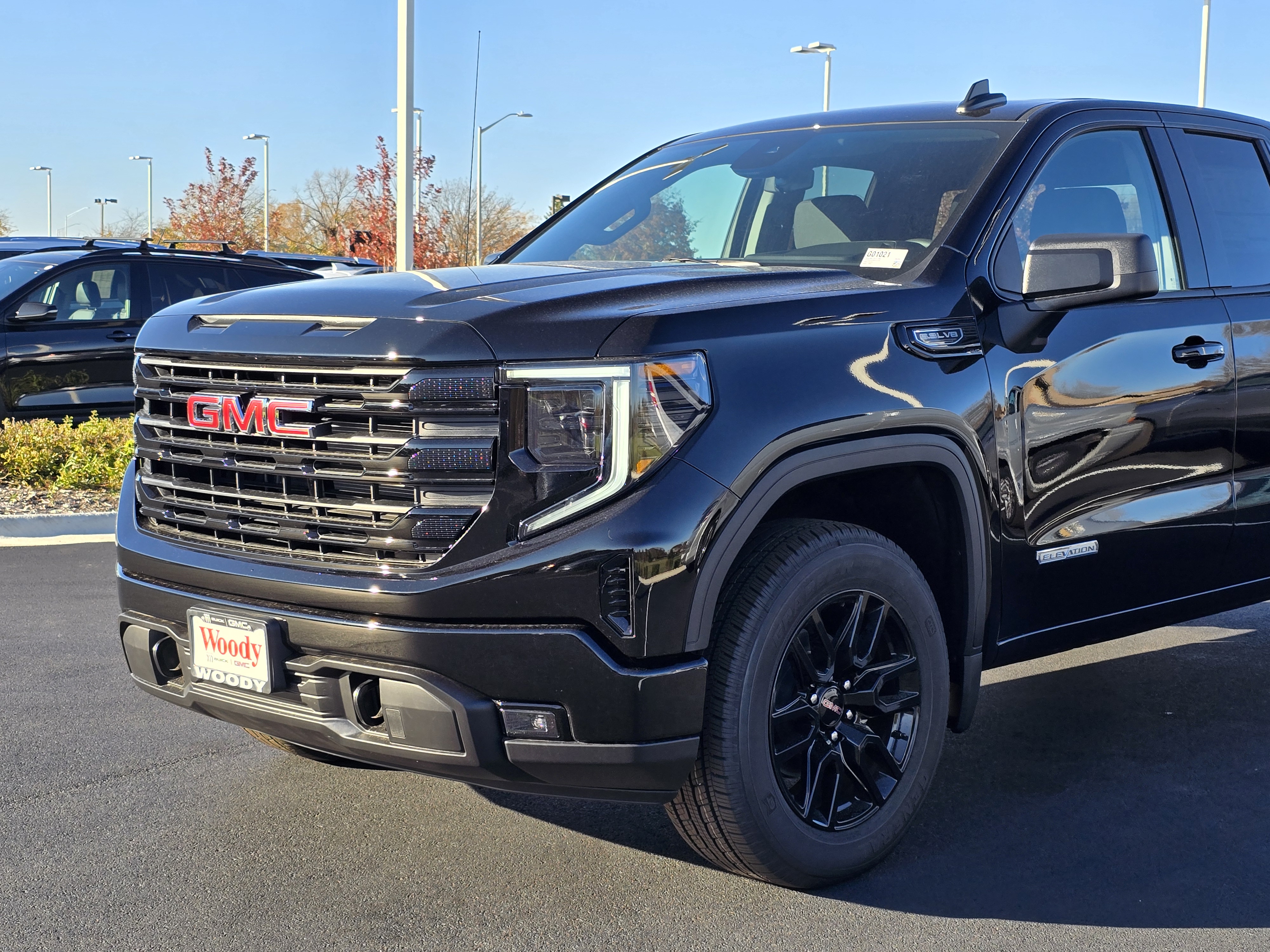 2025 GMC Sierra 1500 Elevation 10