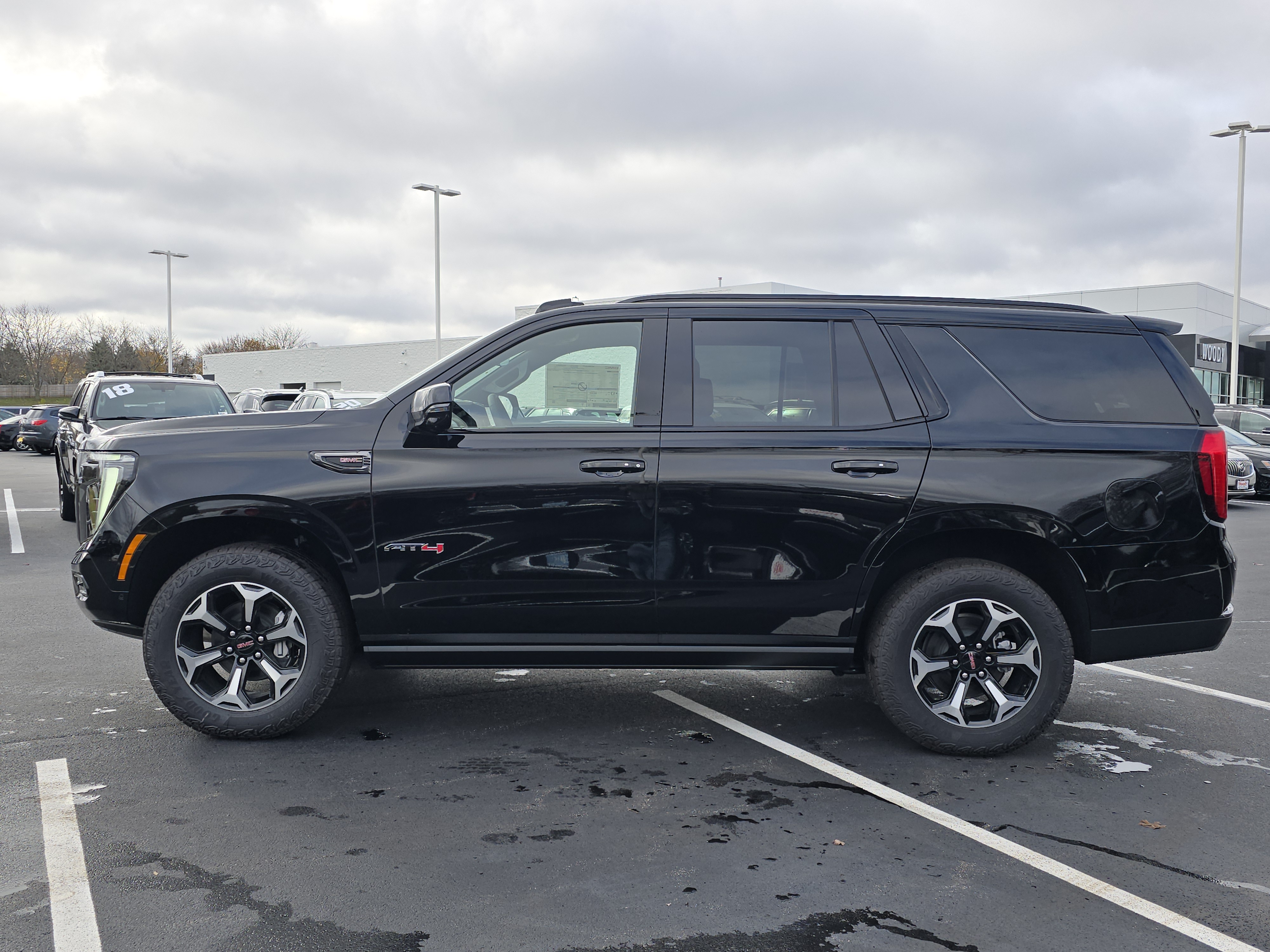 2025 GMC Yukon AT4 5