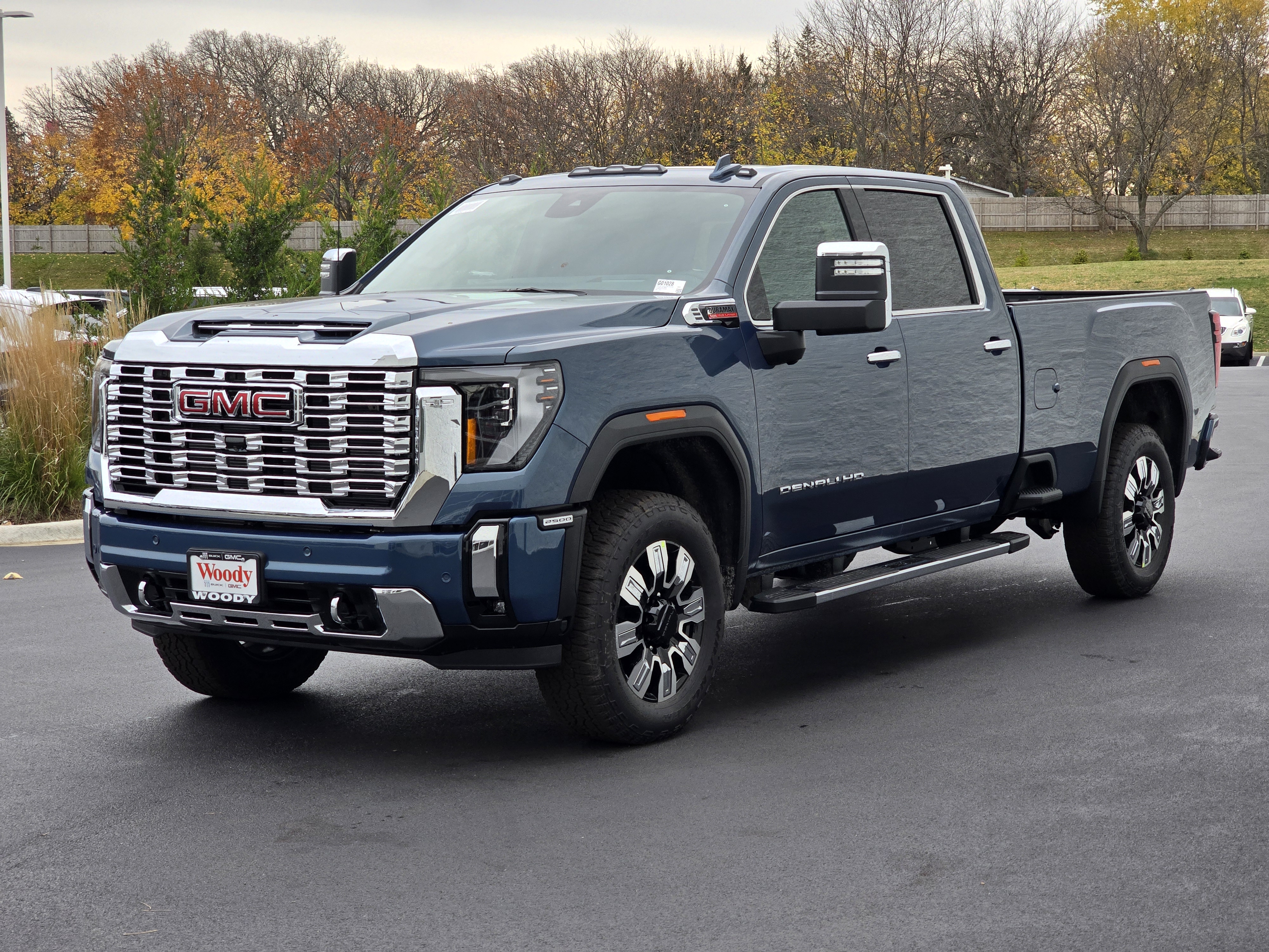 2025 GMC Sierra 2500HD Denali 10