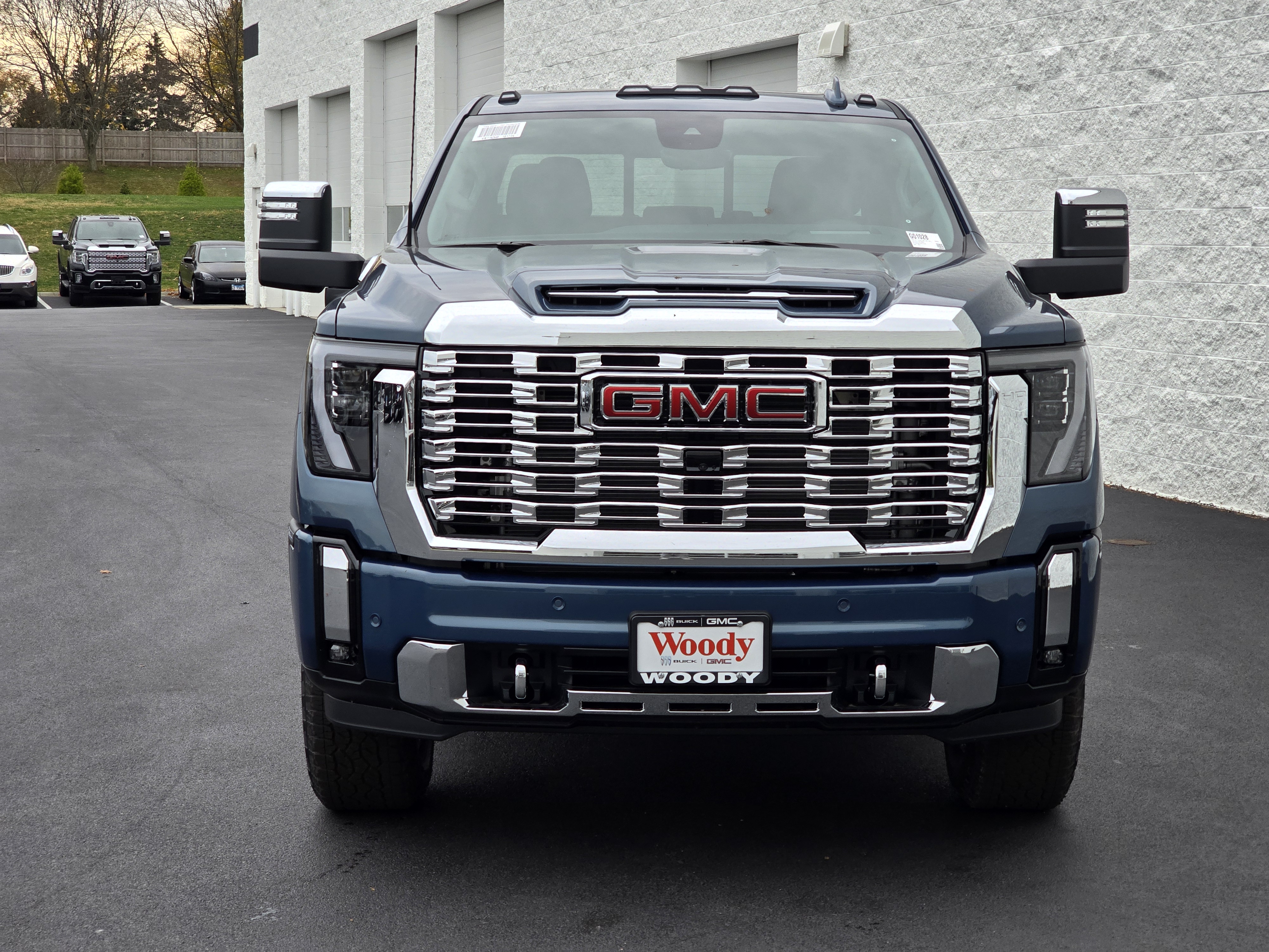 2025 GMC Sierra 2500HD Denali 11