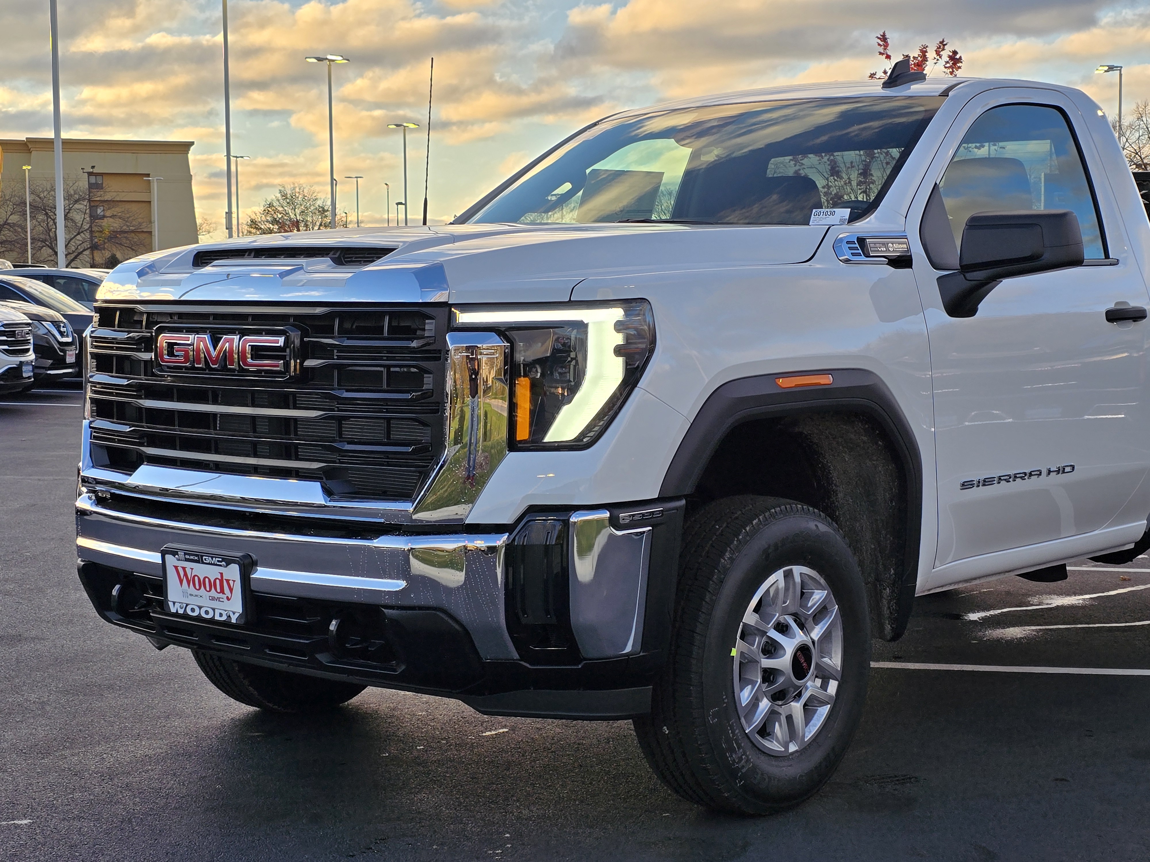 2025 GMC Sierra 2500HD Pro 10