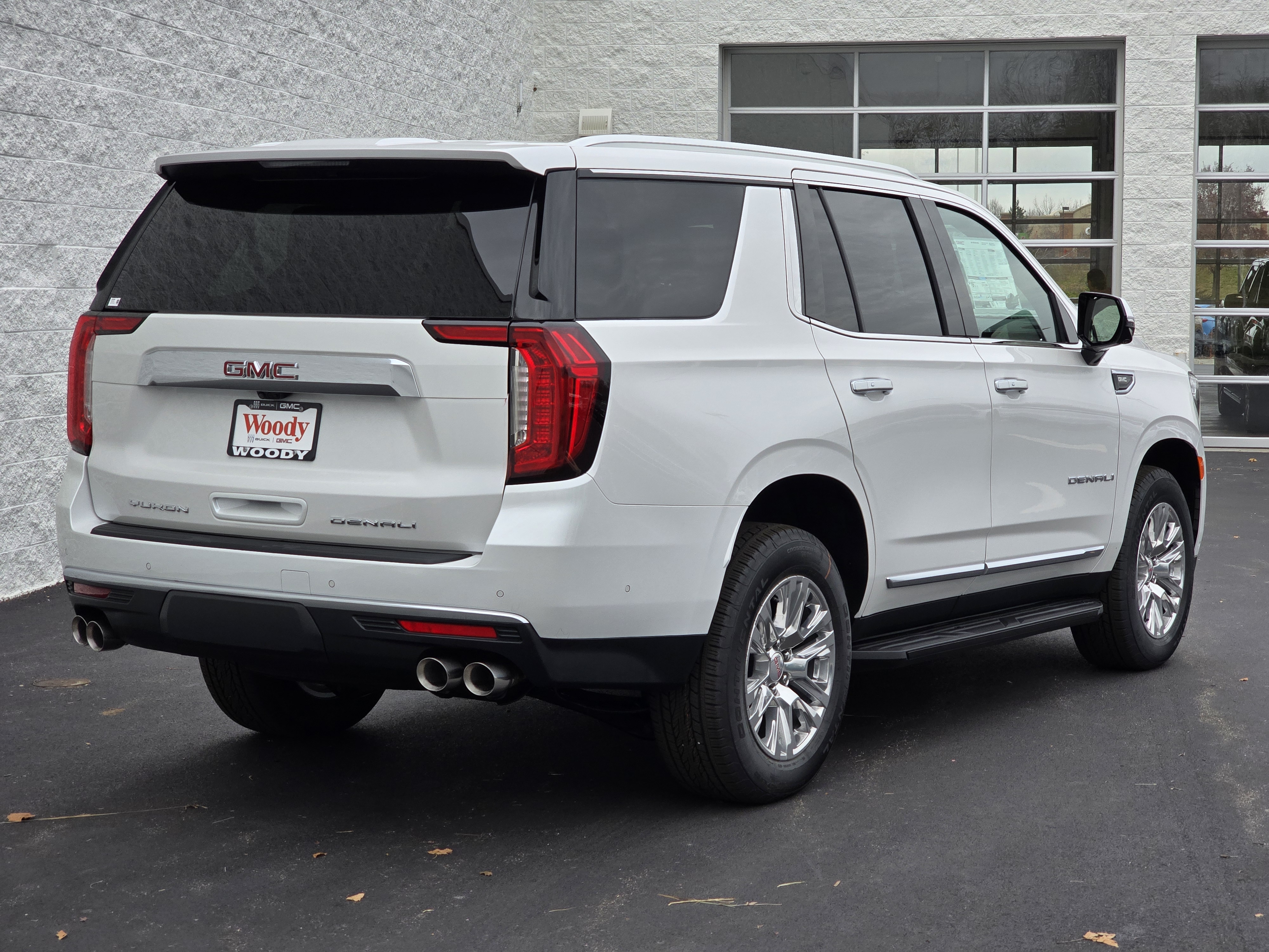 2024 GMC Yukon Denali 5