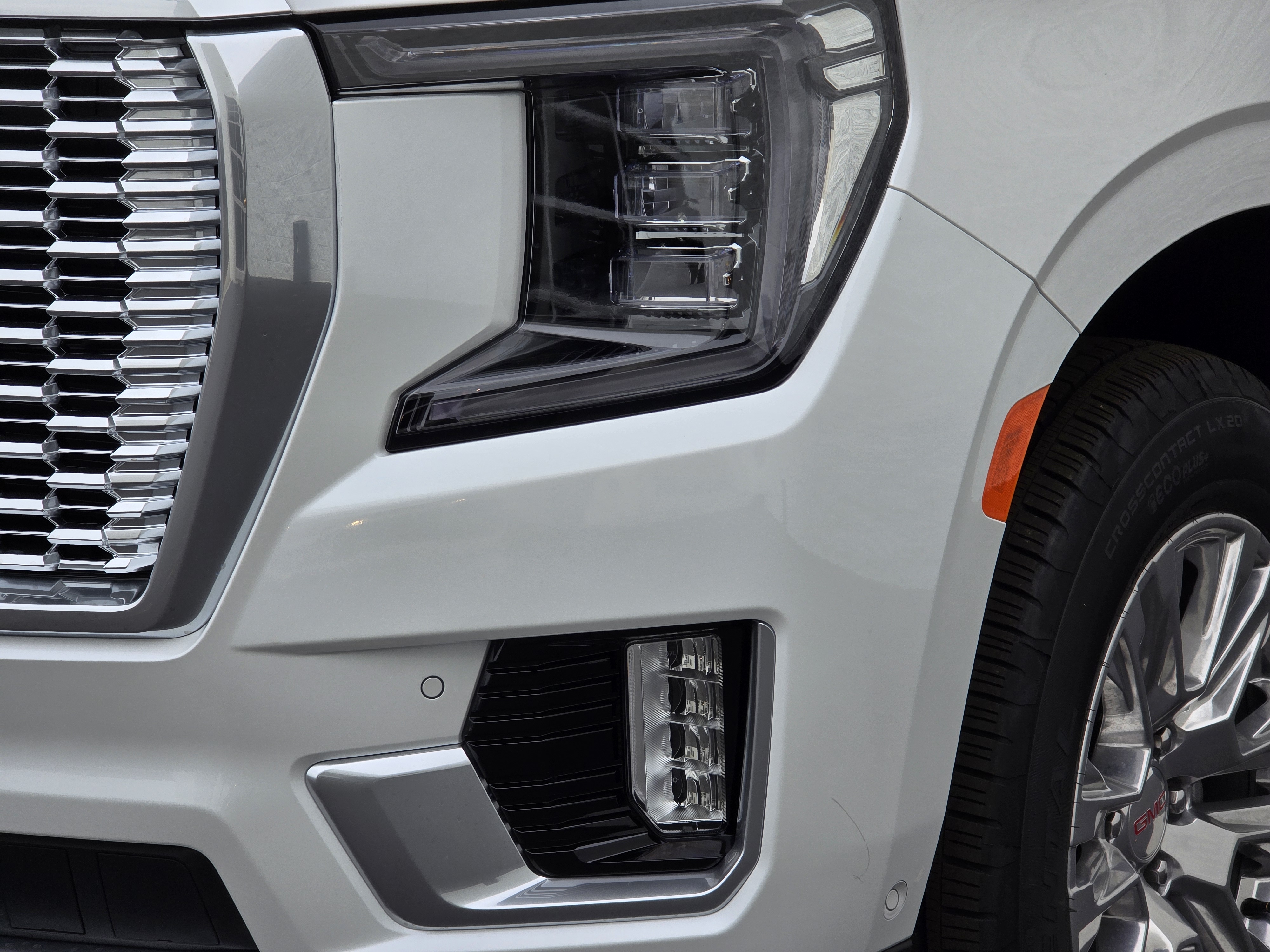 2024 GMC Yukon Denali 13