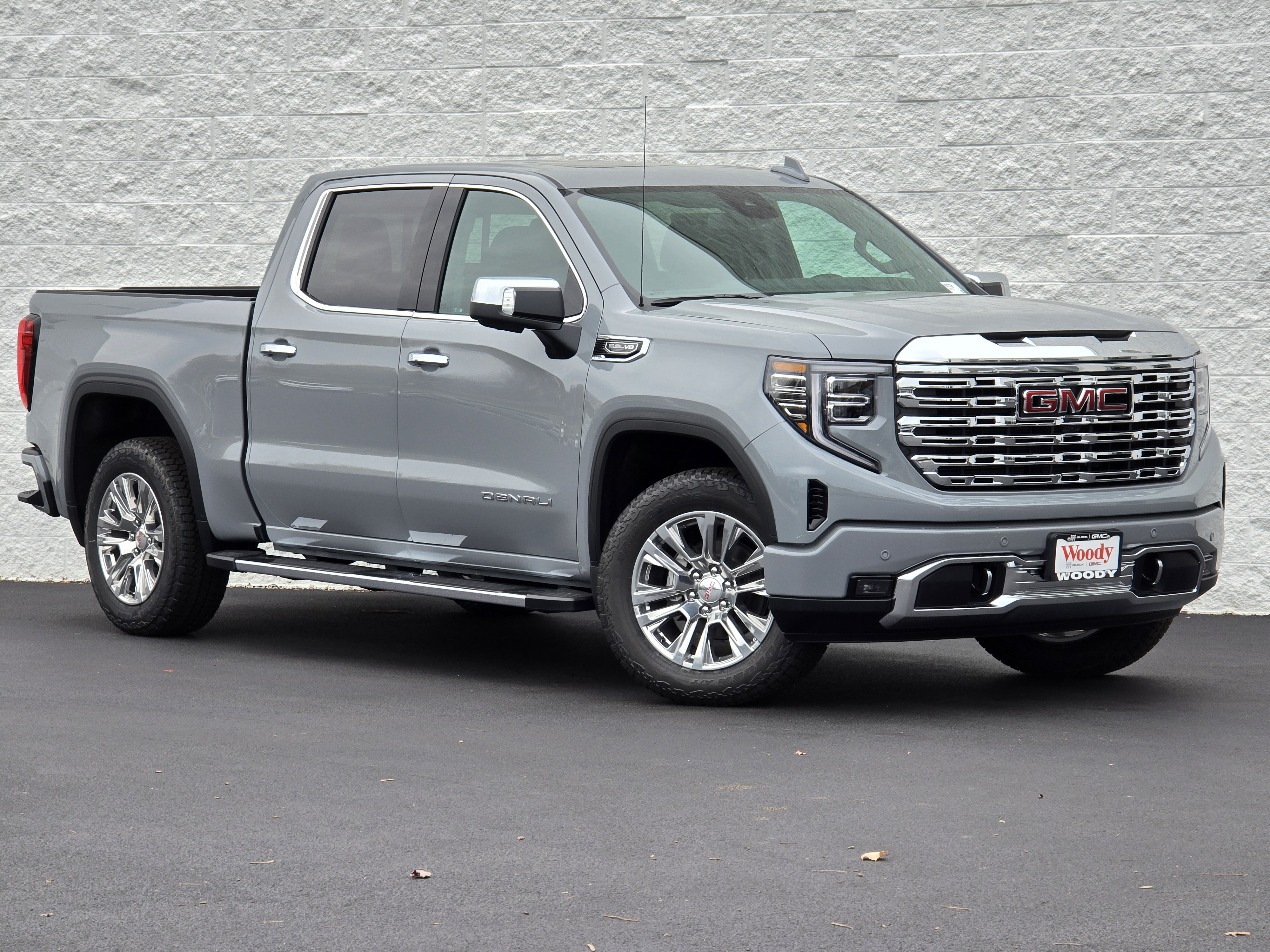 2025 GMC Sierra 1500 Denali 1