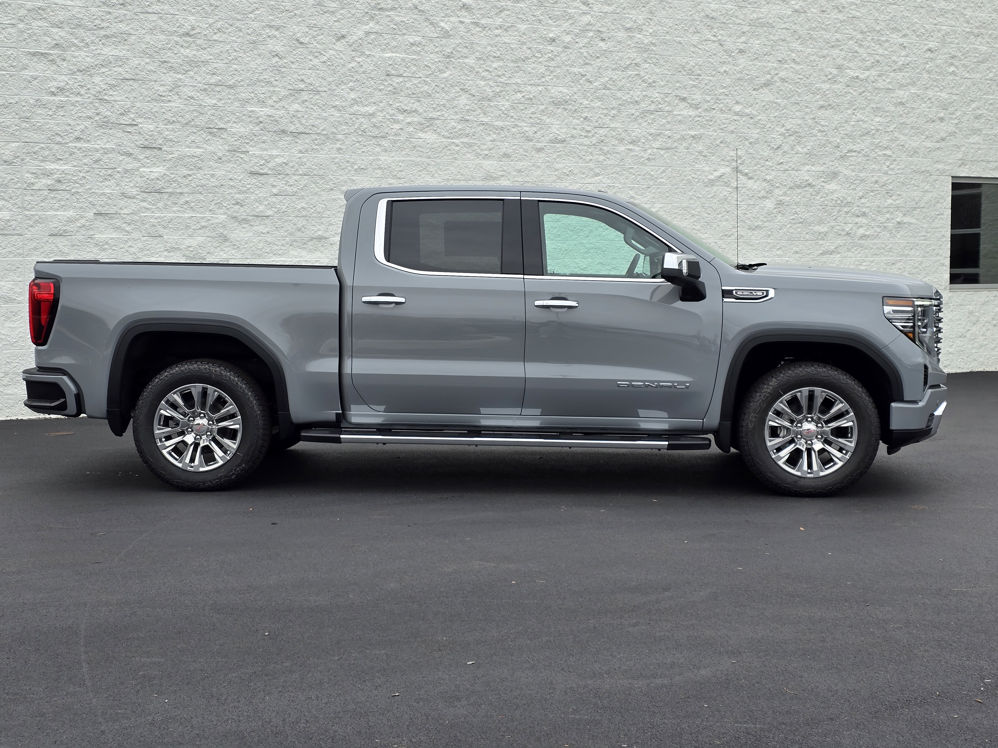 2025 GMC Sierra 1500 Denali 3