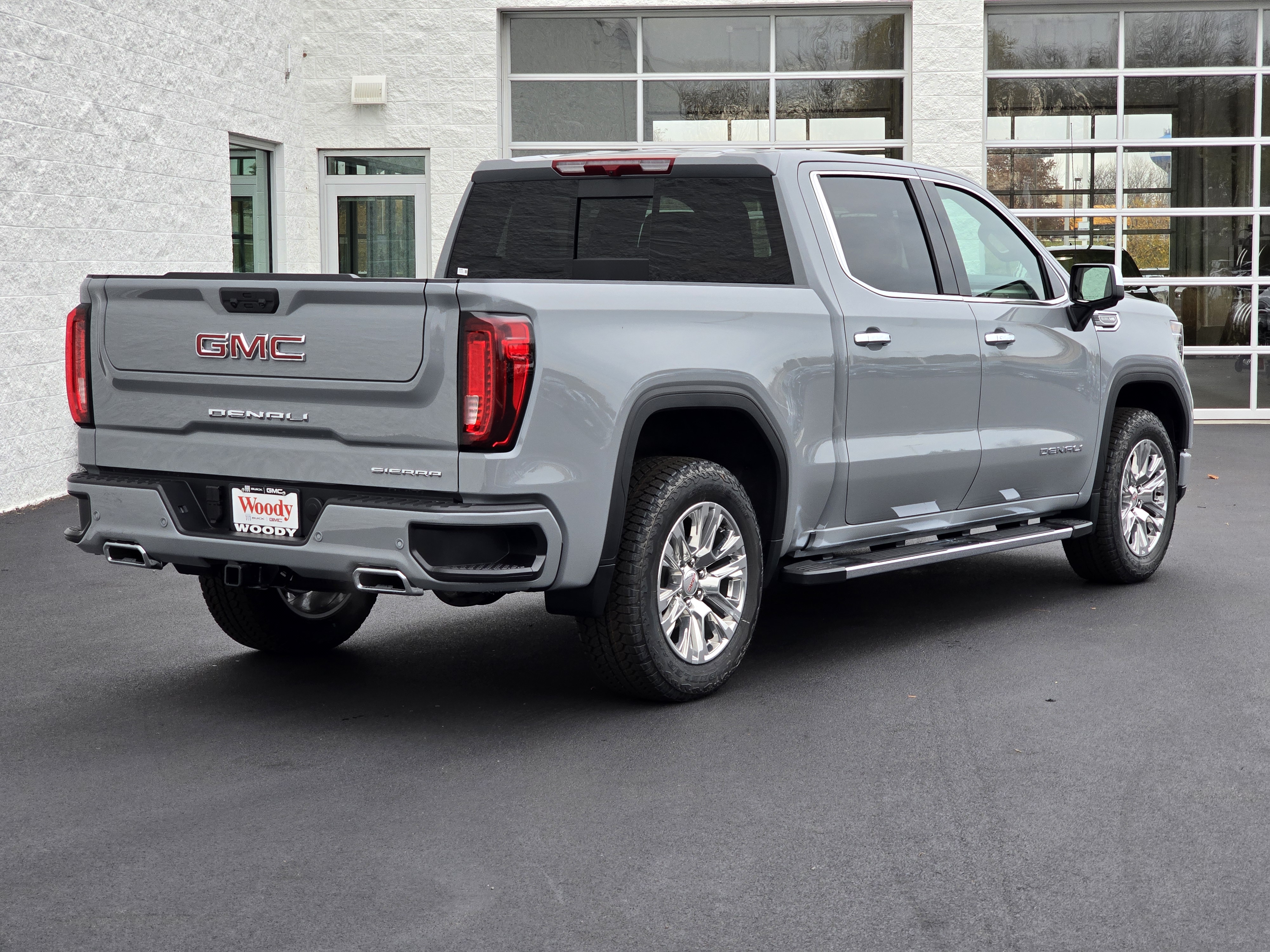 2025 GMC Sierra 1500 Denali 4