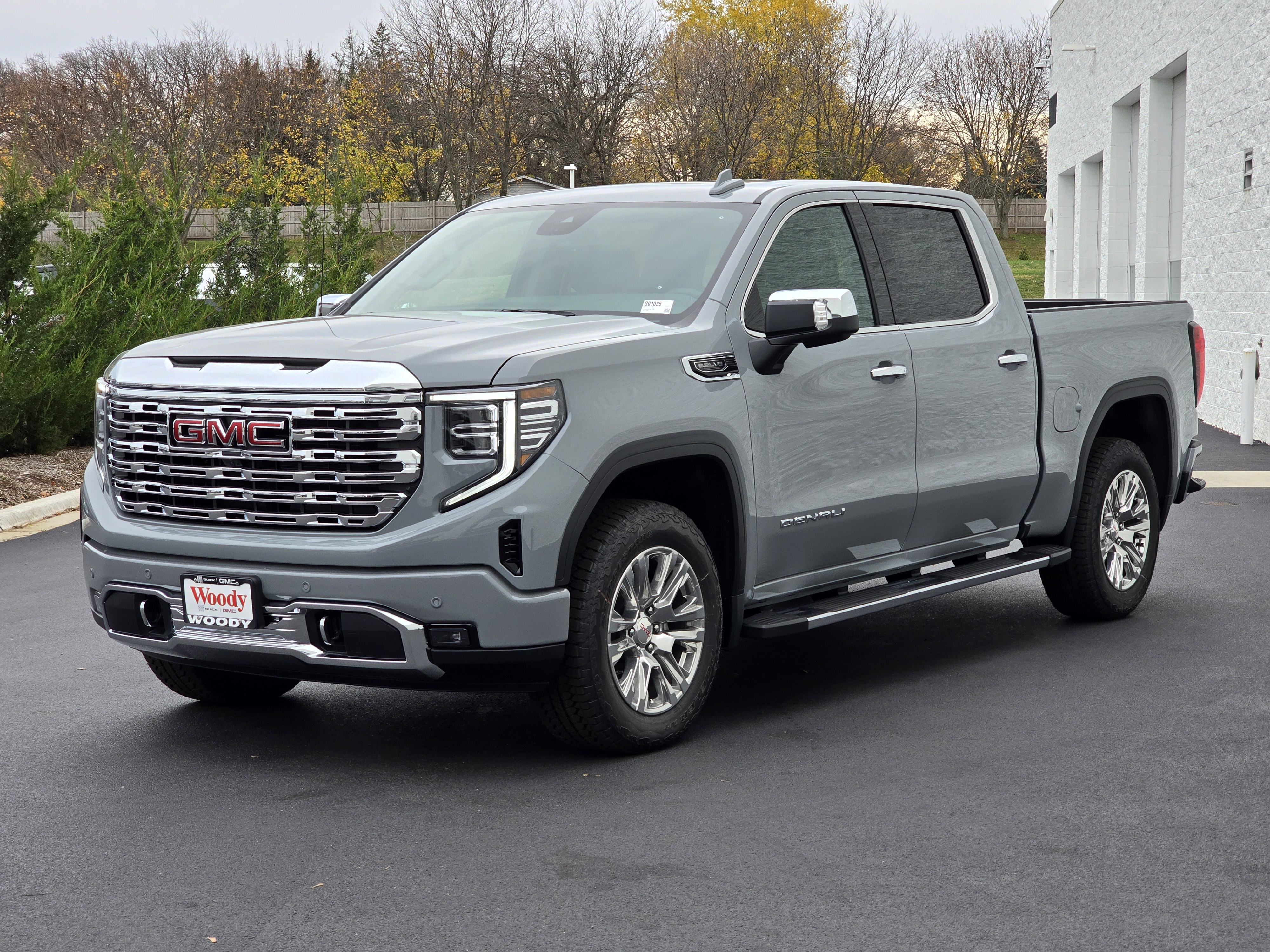 2025 GMC Sierra 1500 Denali 9