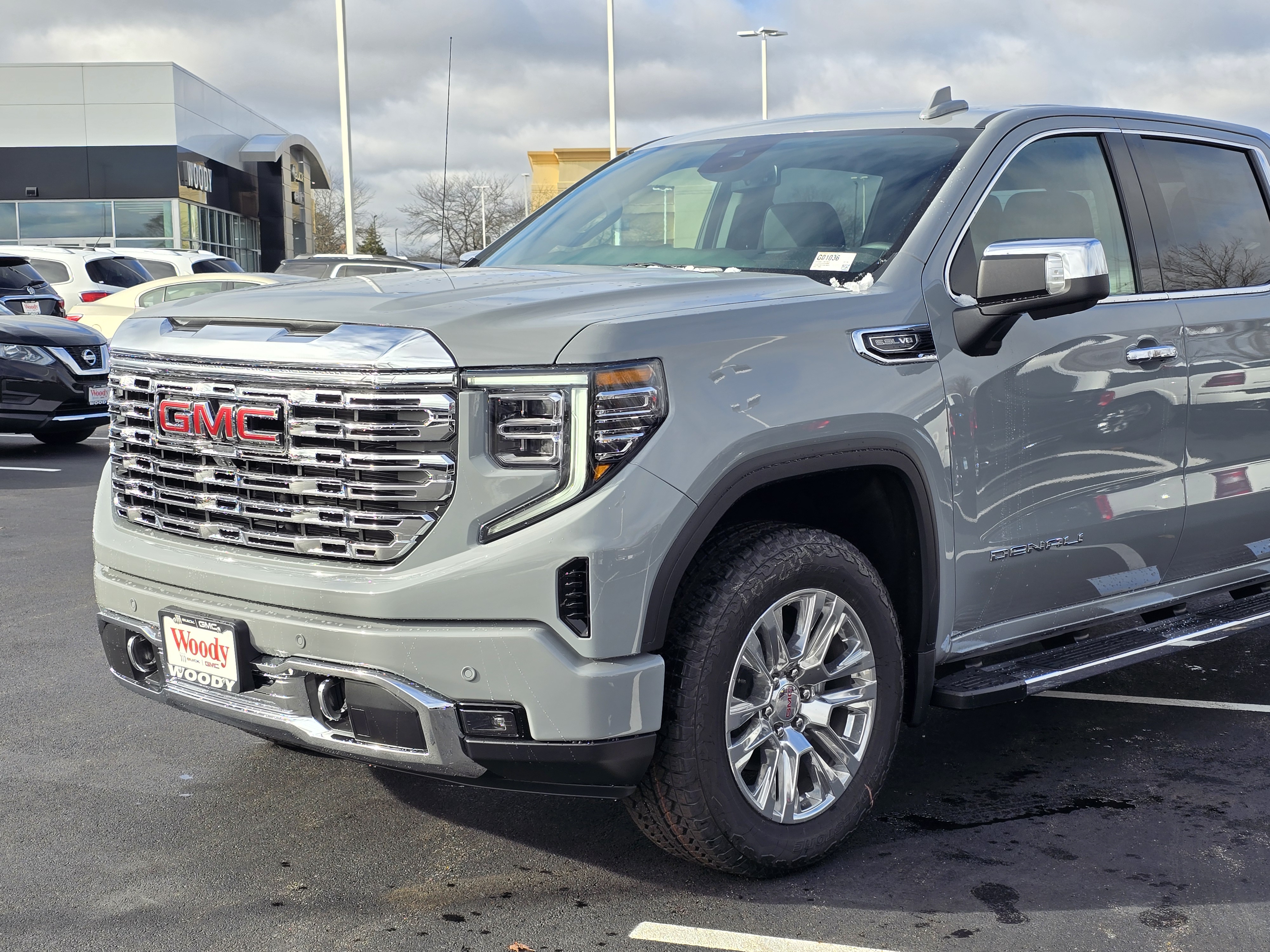 2025 GMC Sierra 1500 Denali 10