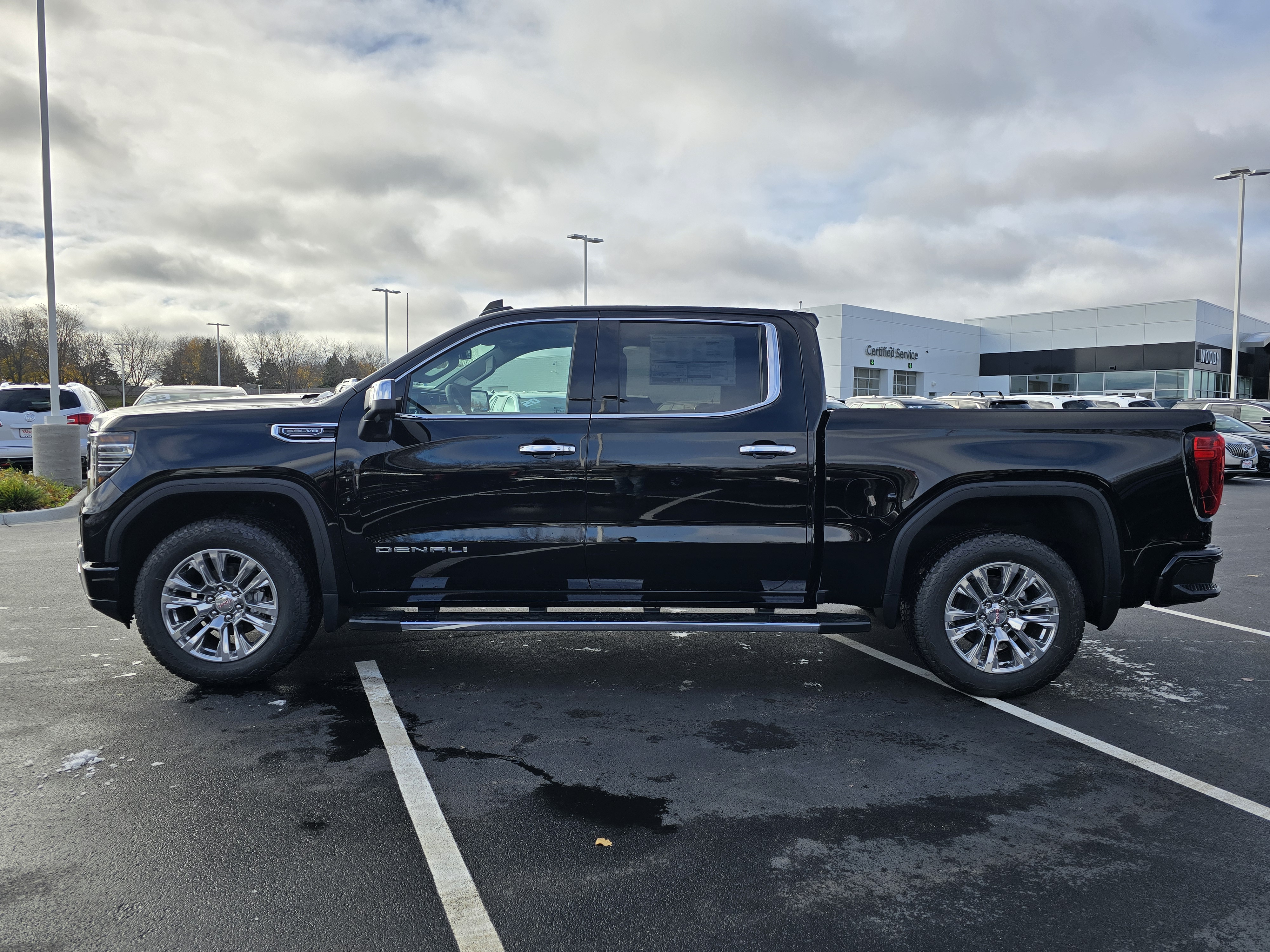 2025 GMC Sierra 1500 Denali 5