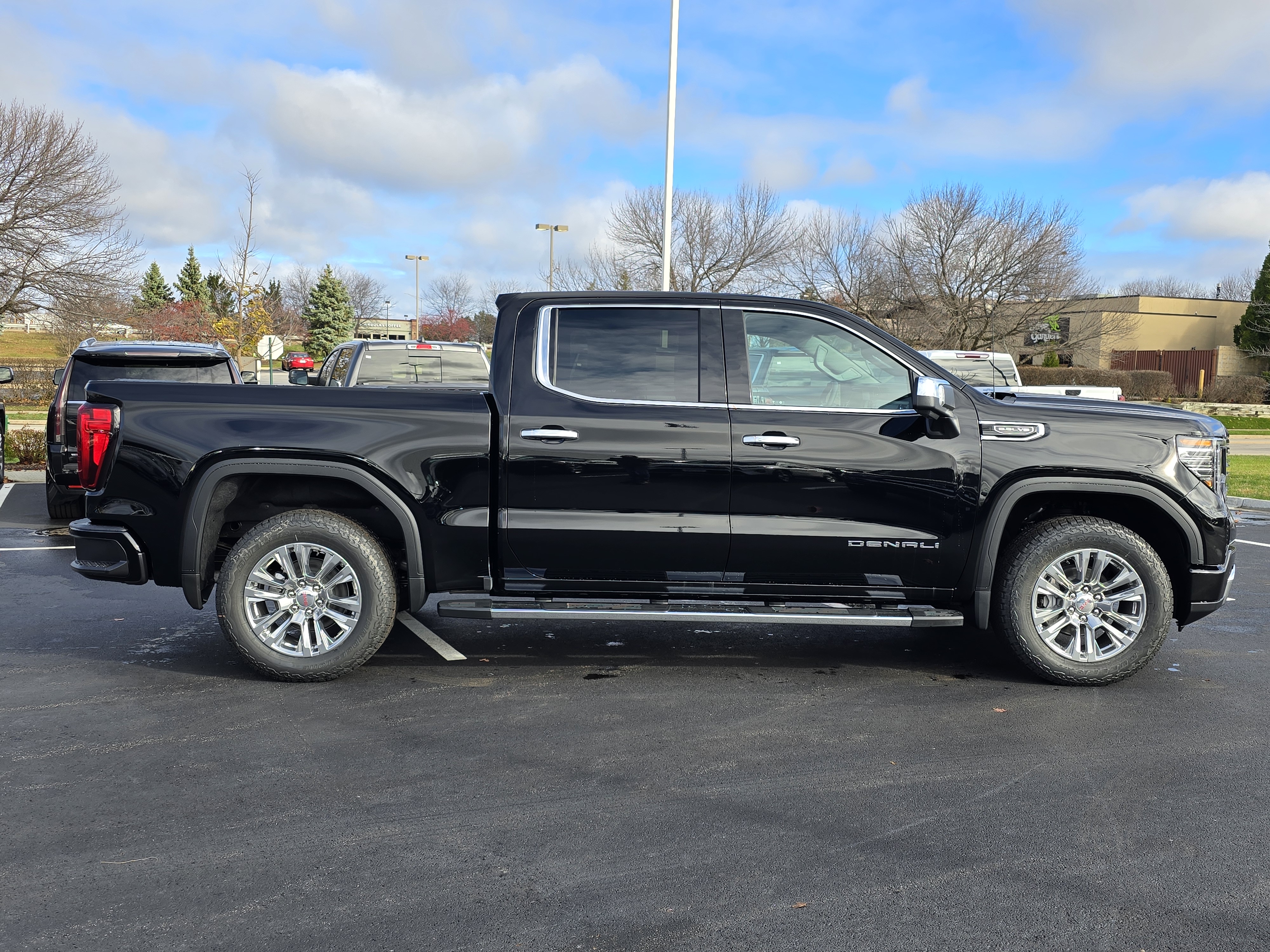 2025 GMC Sierra 1500 Denali 9