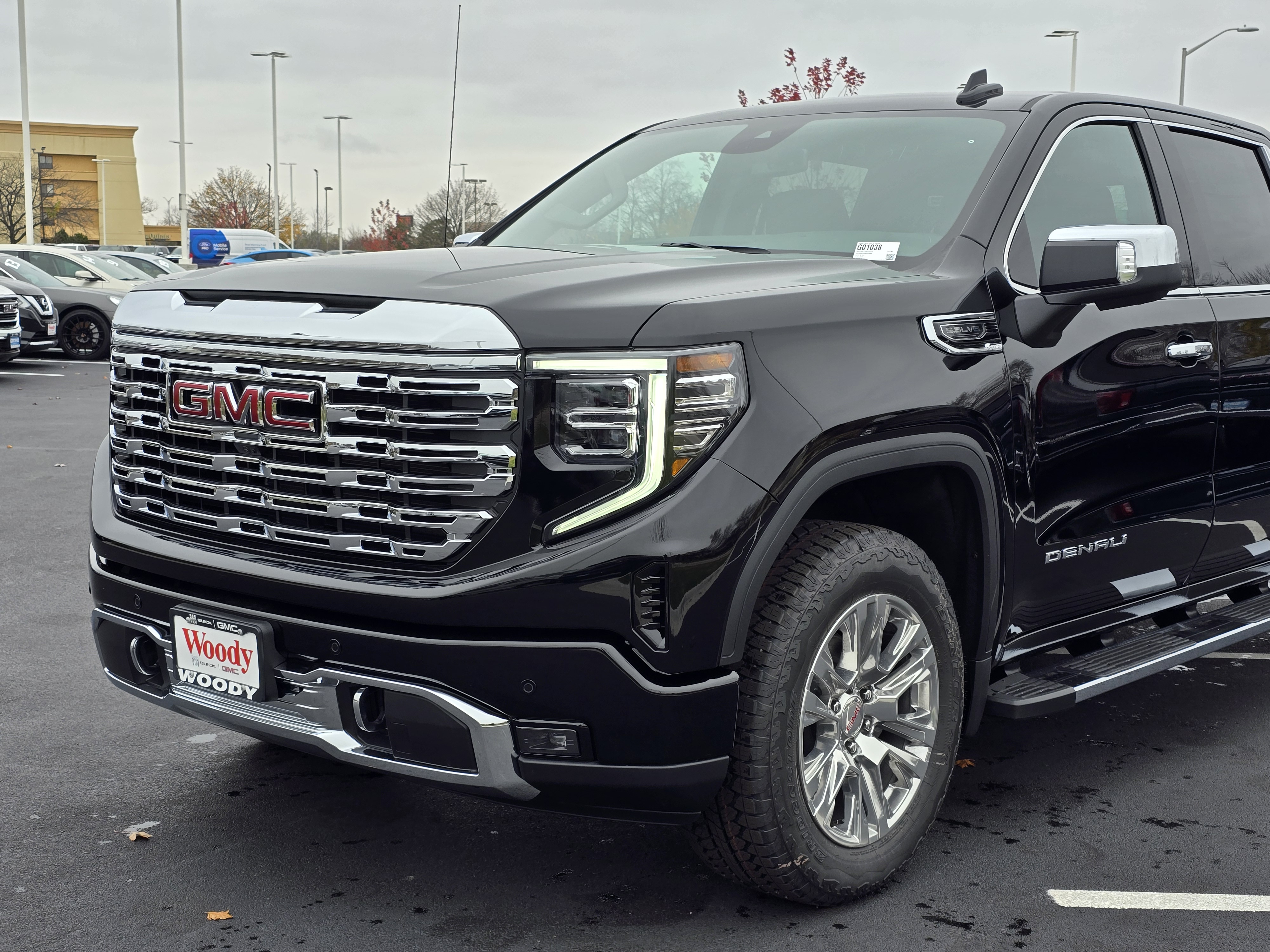 2025 GMC Sierra 1500 Denali 10