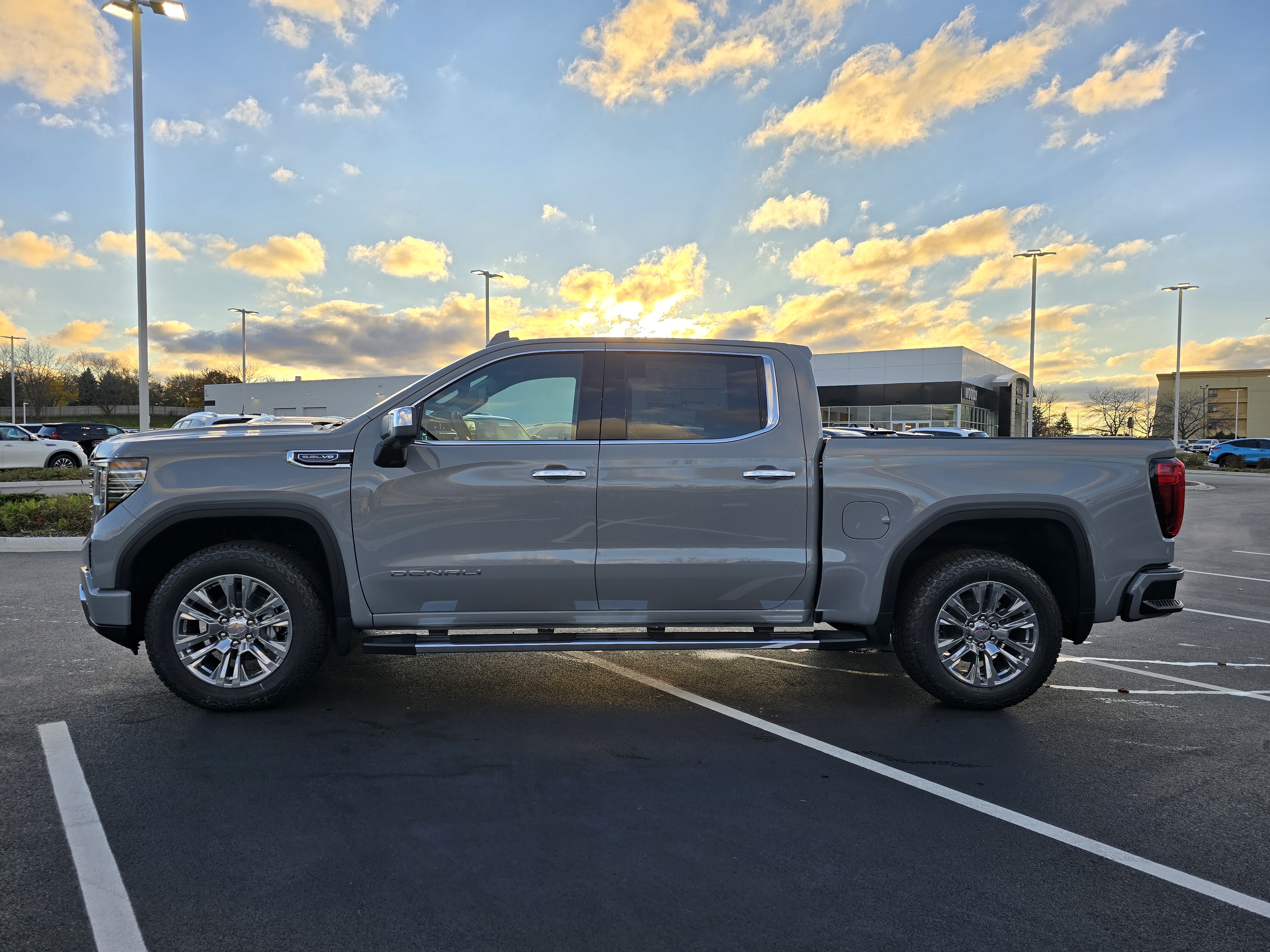 2025 GMC Sierra 1500 Denali 5