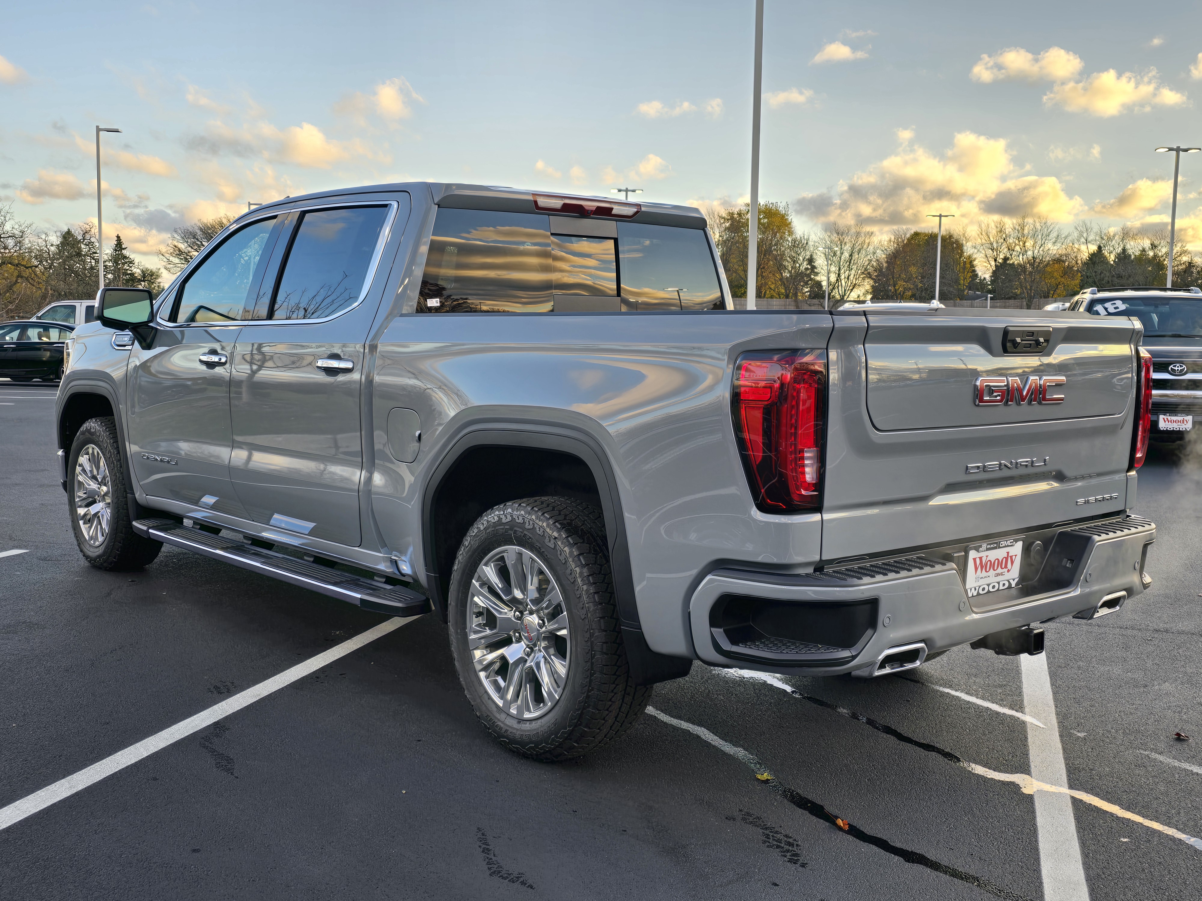 2025 GMC Sierra 1500 Denali 6