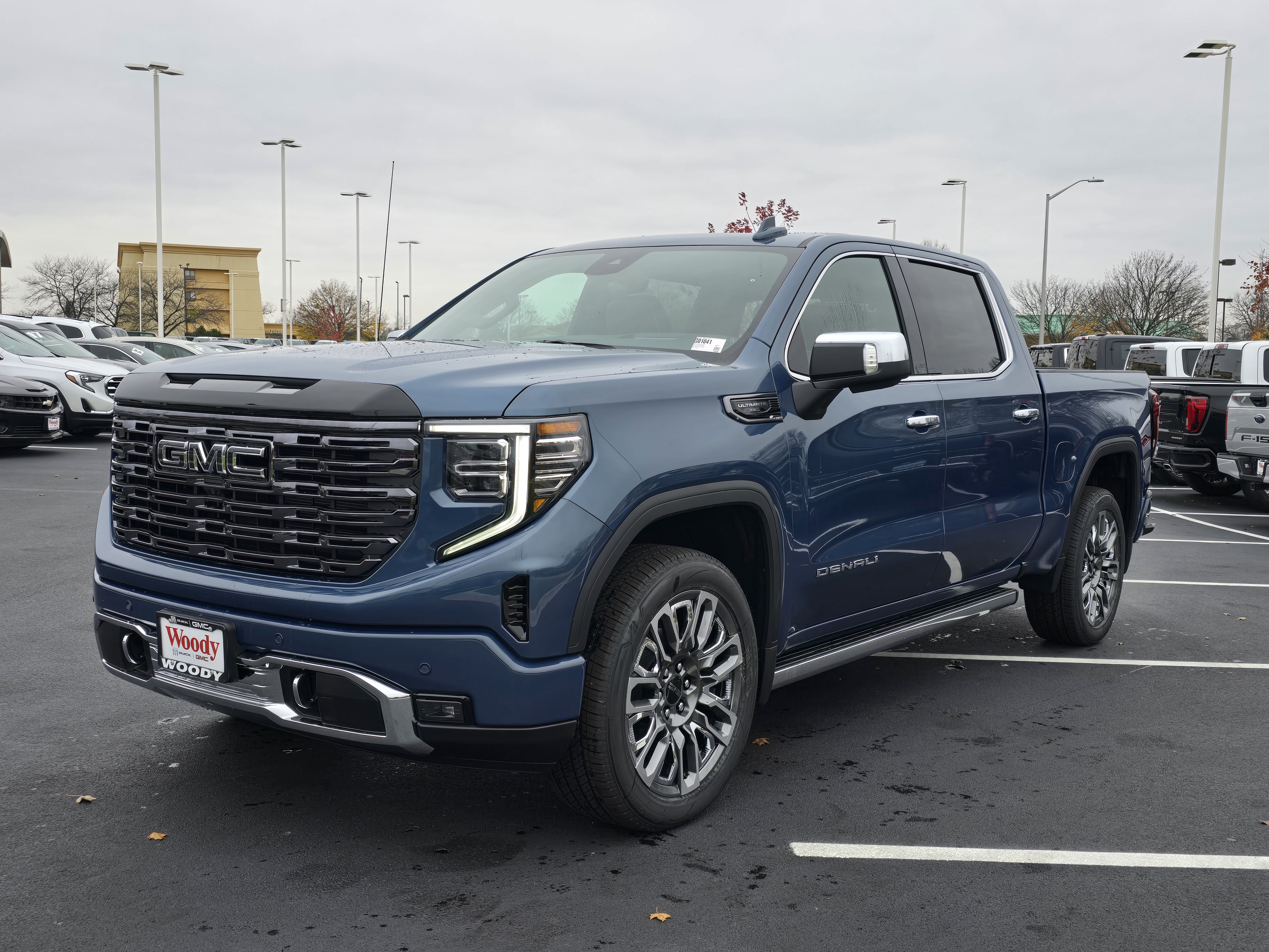 2025 GMC Sierra 1500 Denali Ultimate 4