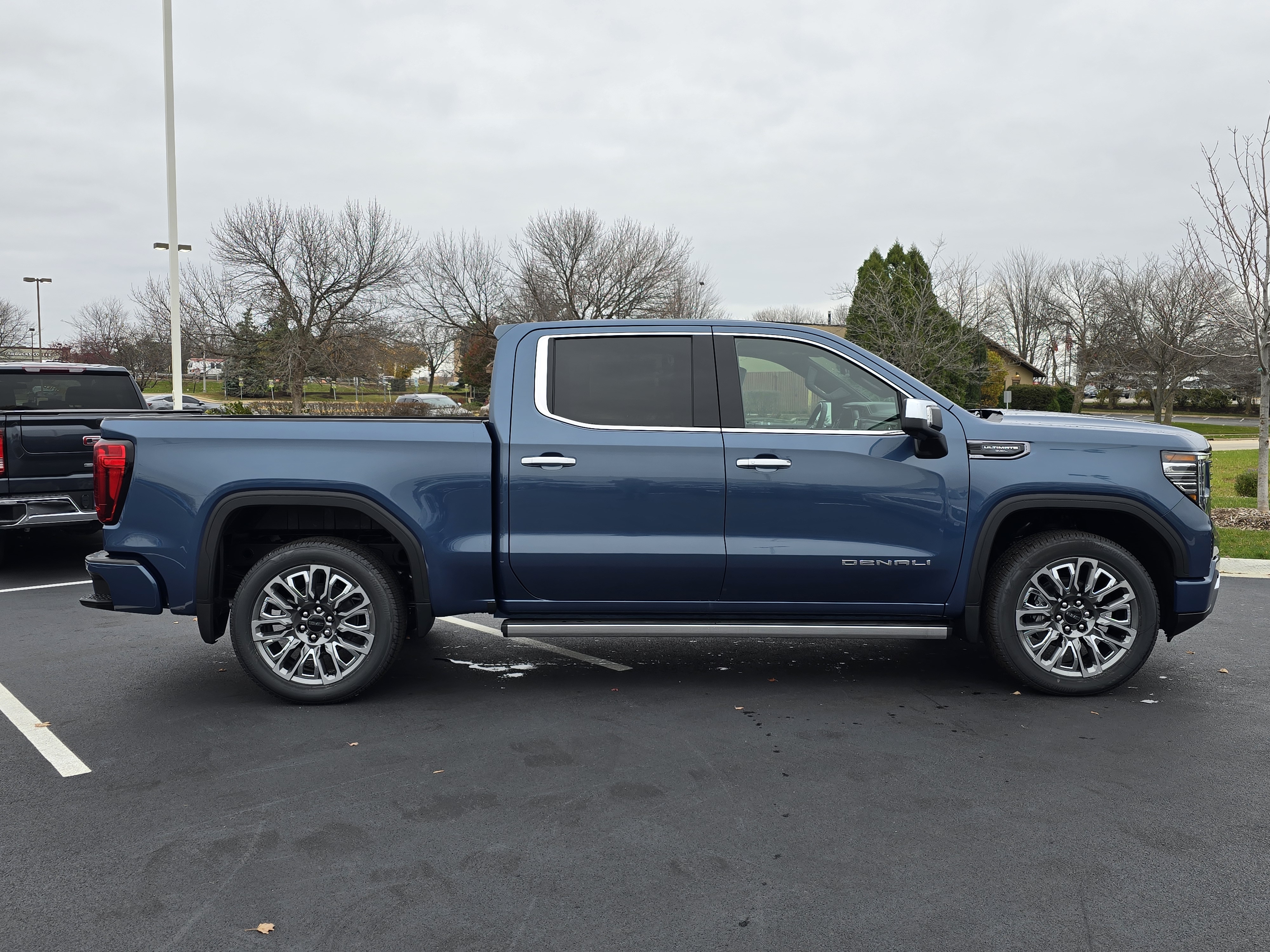 2025 GMC Sierra 1500 Denali Ultimate 9