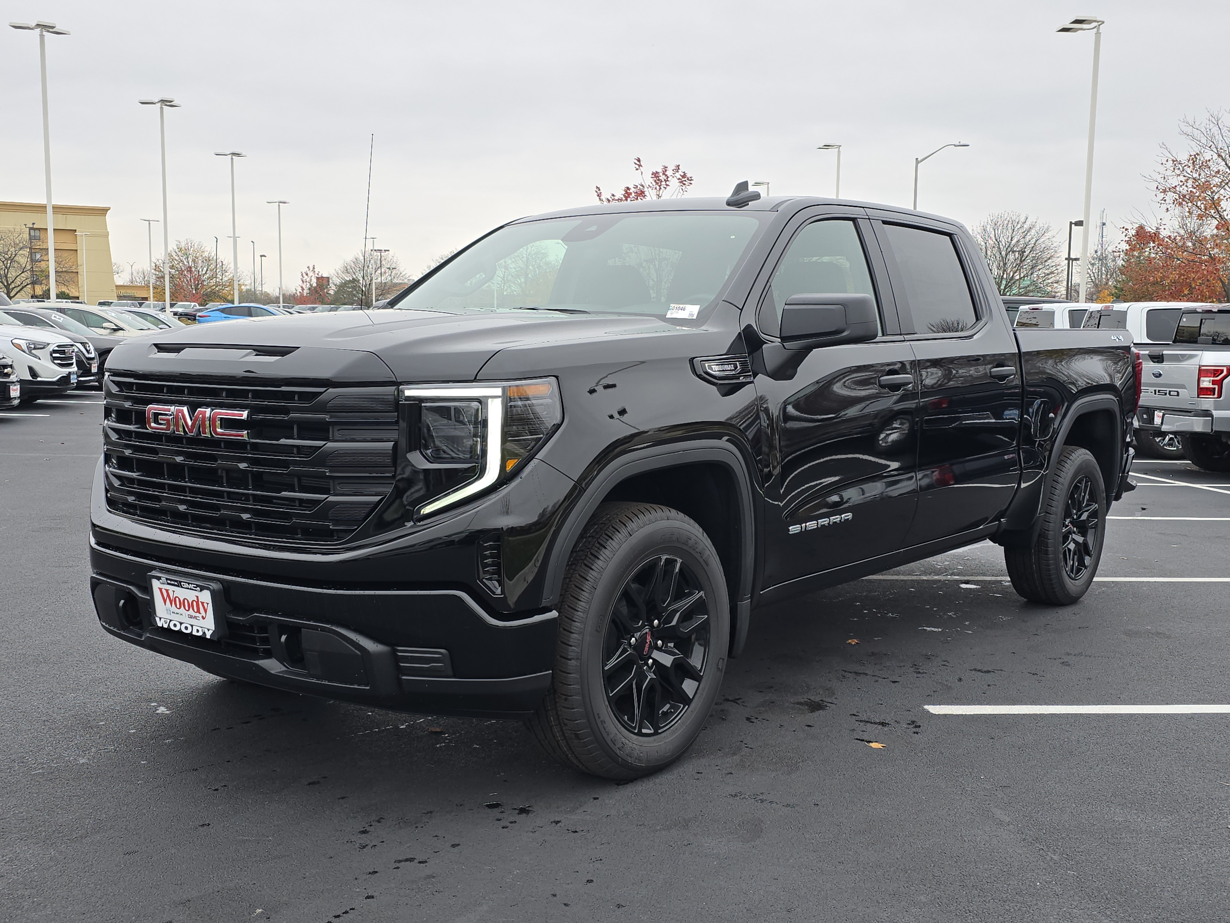 2025 GMC Sierra 1500 Pro 4